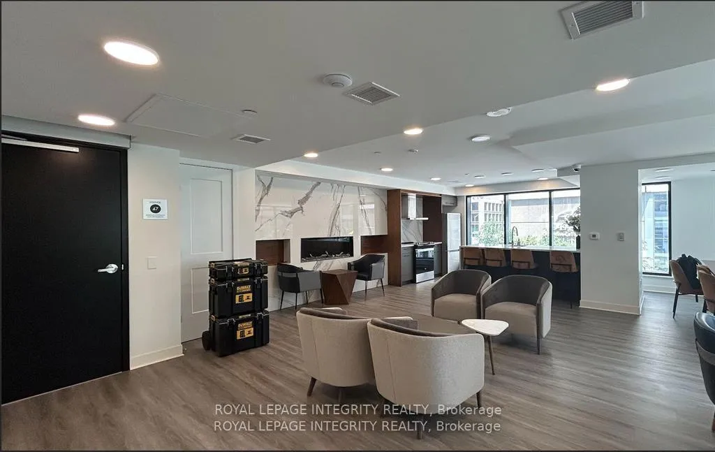 Photo 14 of Unit 810, 340 Queen Street, Ottawa, Ottawa Centre — HOMEH