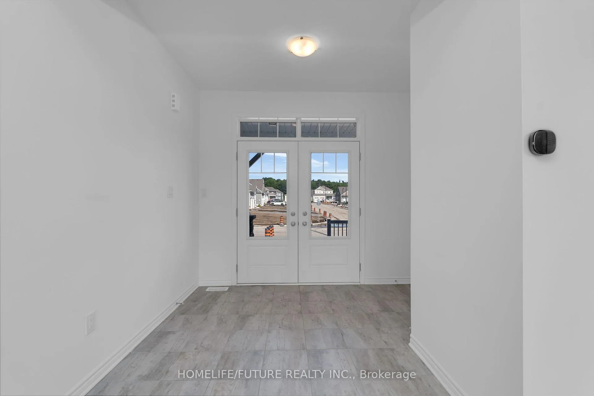 Photo 2 of 1 Dyer Crescent, Bracebridge, Macaulay — HOMEH