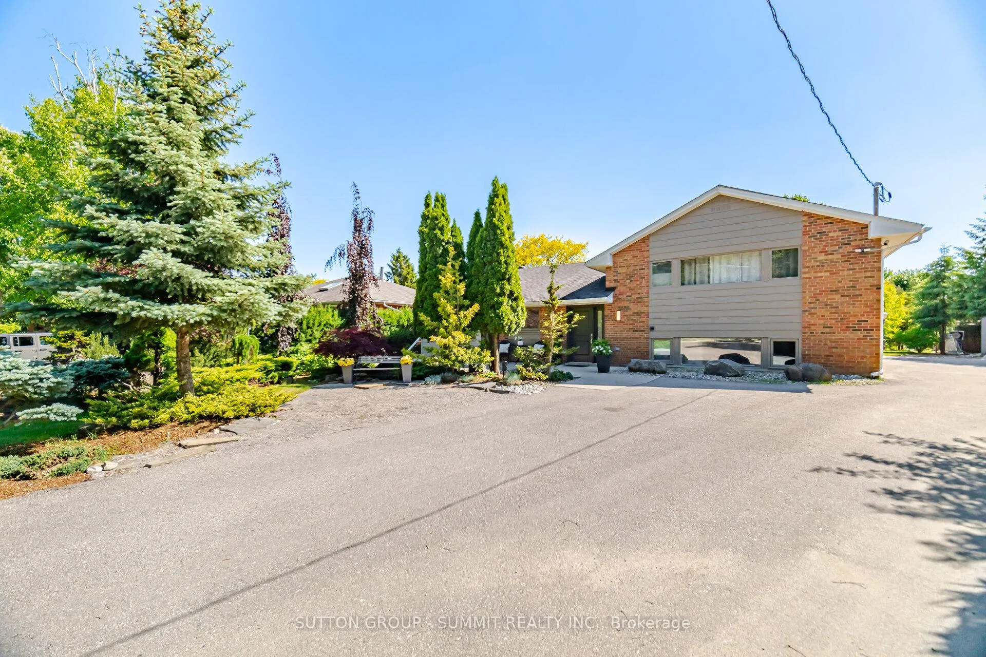 Photo 4 of 14 Plainsman Road, Mississauga, Streetsville — HOMEH