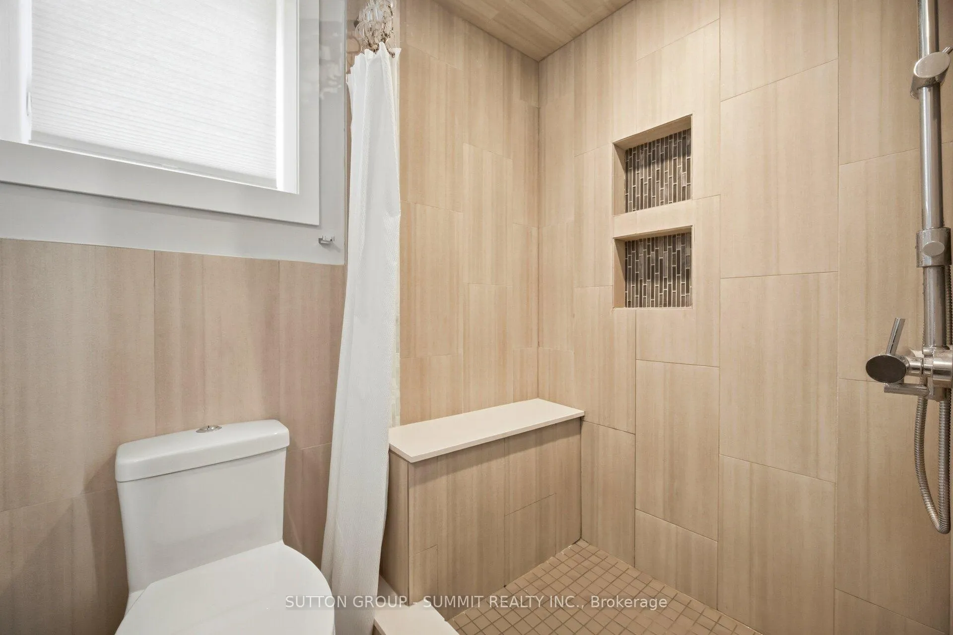 Photo 27 of 14 Plainsman Road, Mississauga, Streetsville — HOMEH