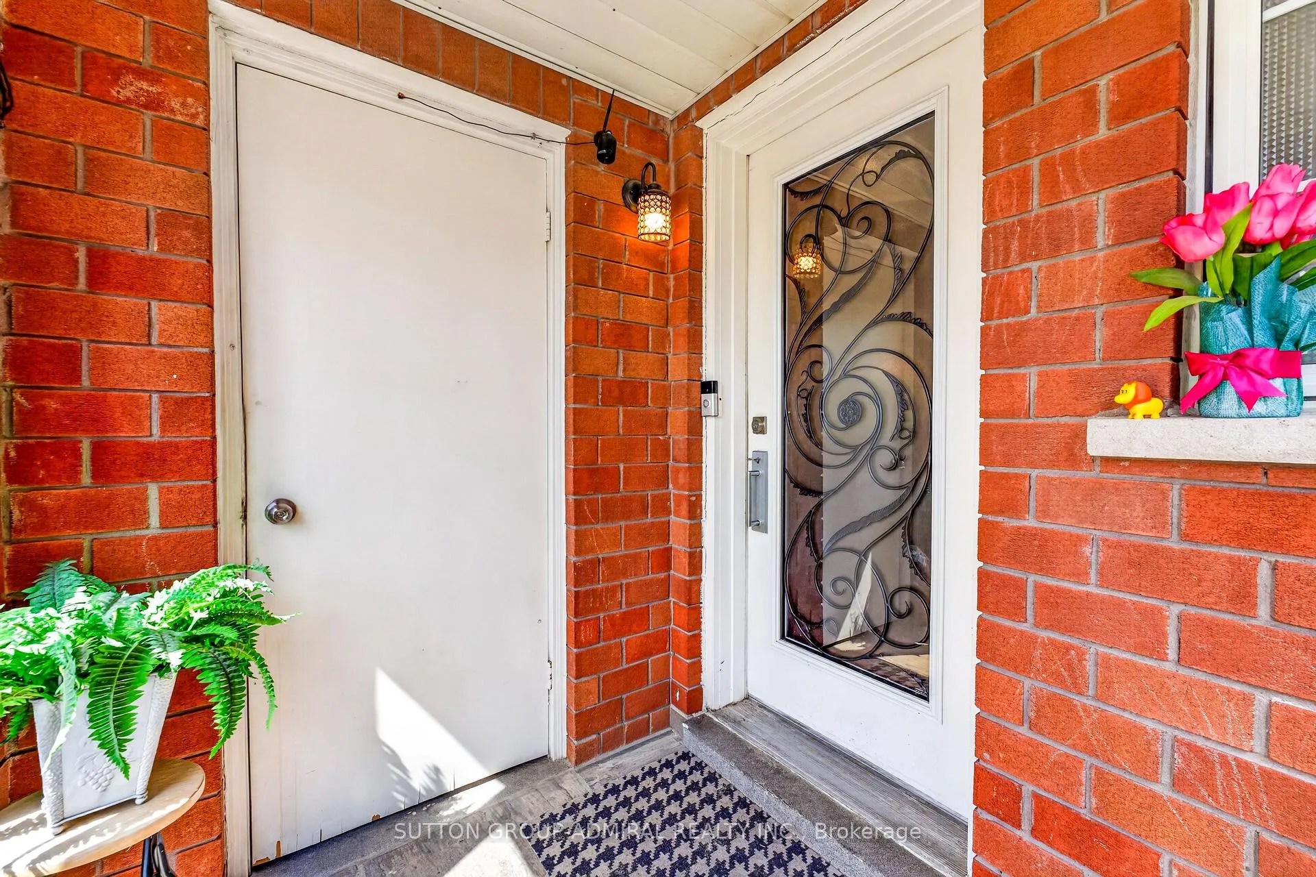 Photo 7 of 134 Purcell Crescent, Vaughan, Maple — HOMEH
