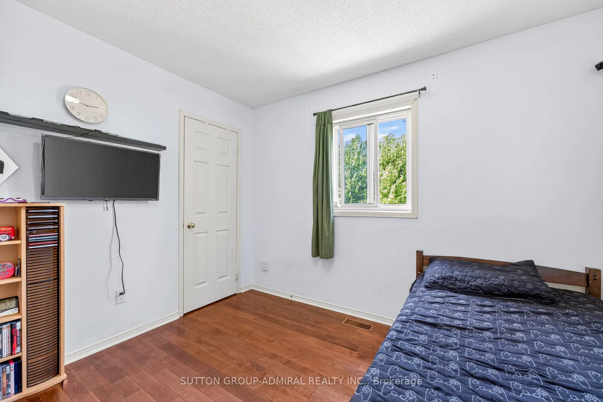 Photo 23 of 134 Purcell Crescent, Vaughan, Maple — HOMEH