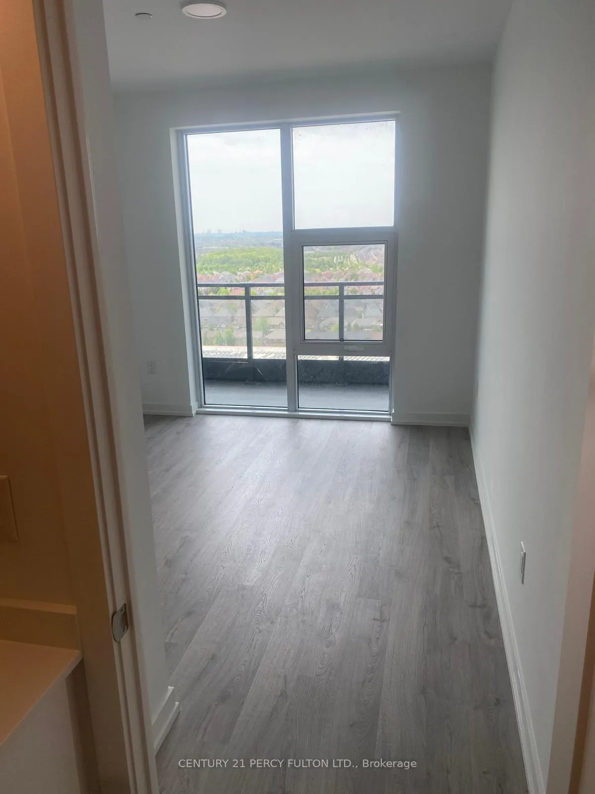 Photo 2 of Unit A-2408, 9763 Markham Road, Markham, Greensborough — HOMEH