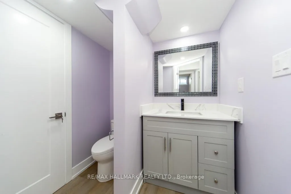 Photo 22 of 114 Medland Avenue, Whitby, Williamsburg — HOMEH