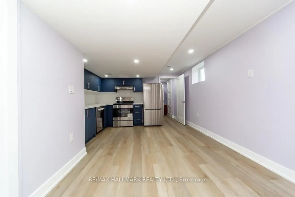 Photo 34 of 114 Medland Avenue, Whitby, Williamsburg — HOMEH