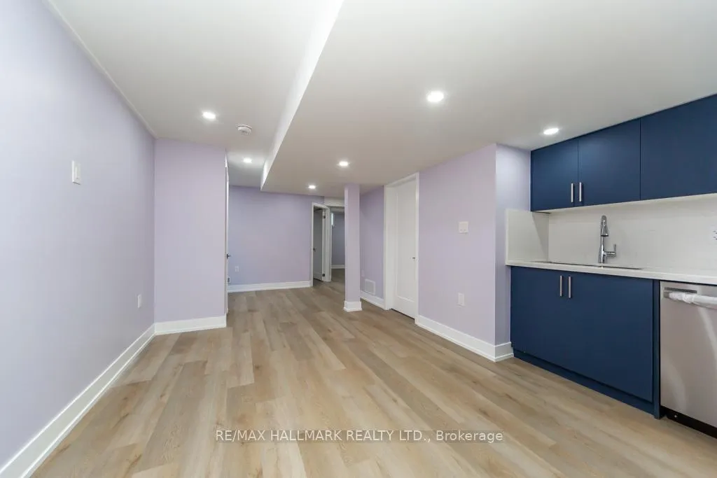 Photo 39 of 114 Medland Avenue, Whitby, Williamsburg — HOMEH