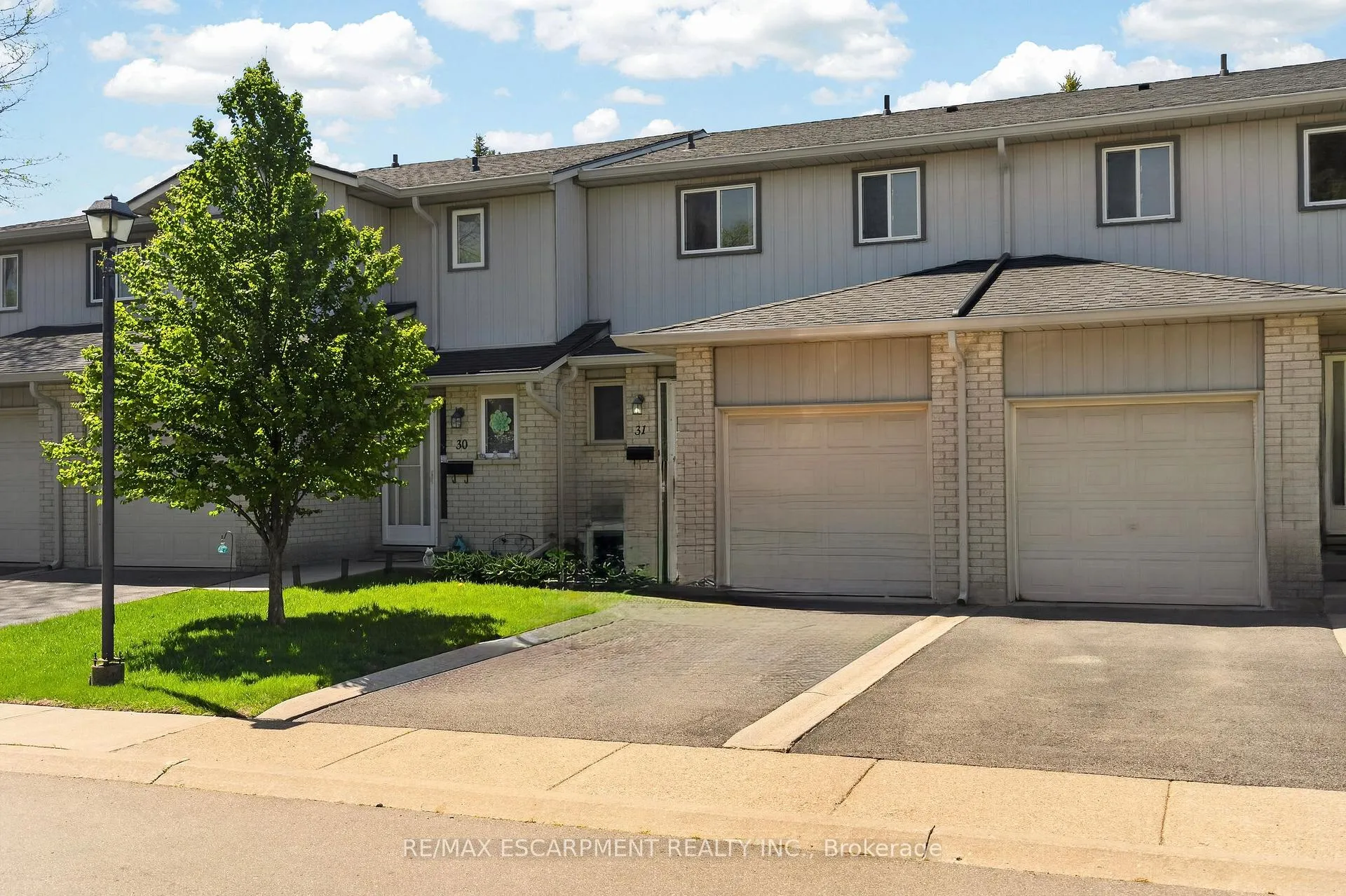 Photo 1 of Unit 31, 1675 Upper Gage Avenue, Hamilton, Allison — HOMEH