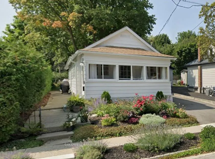 Photo 1 of 14 Laurine Avenue, Guelph, St. George's — HOMEH