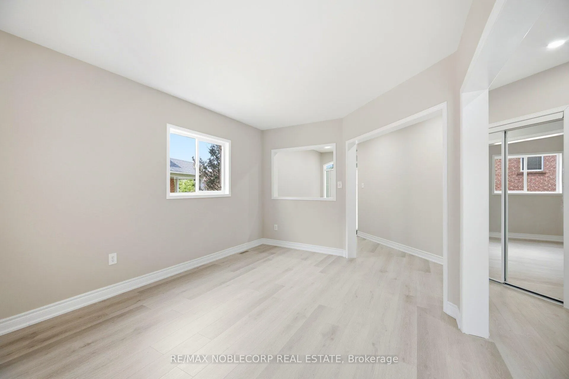 Photo 12 of Unit Upper, 22 Gold Hill Road, Brampton, Fletcher's Creek Village — HOMEH
