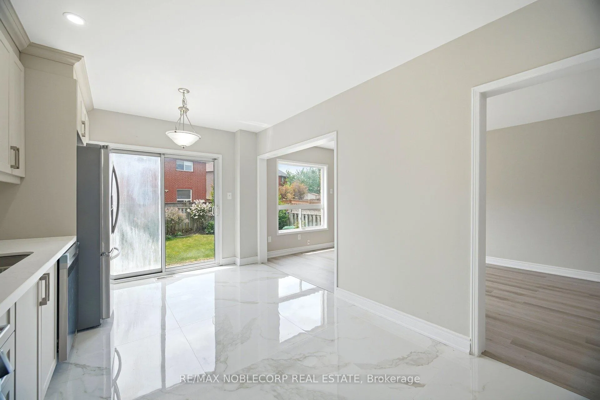 Photo 14 of Unit Upper, 22 Gold Hill Road, Brampton, Fletcher's Creek Village — HOMEH