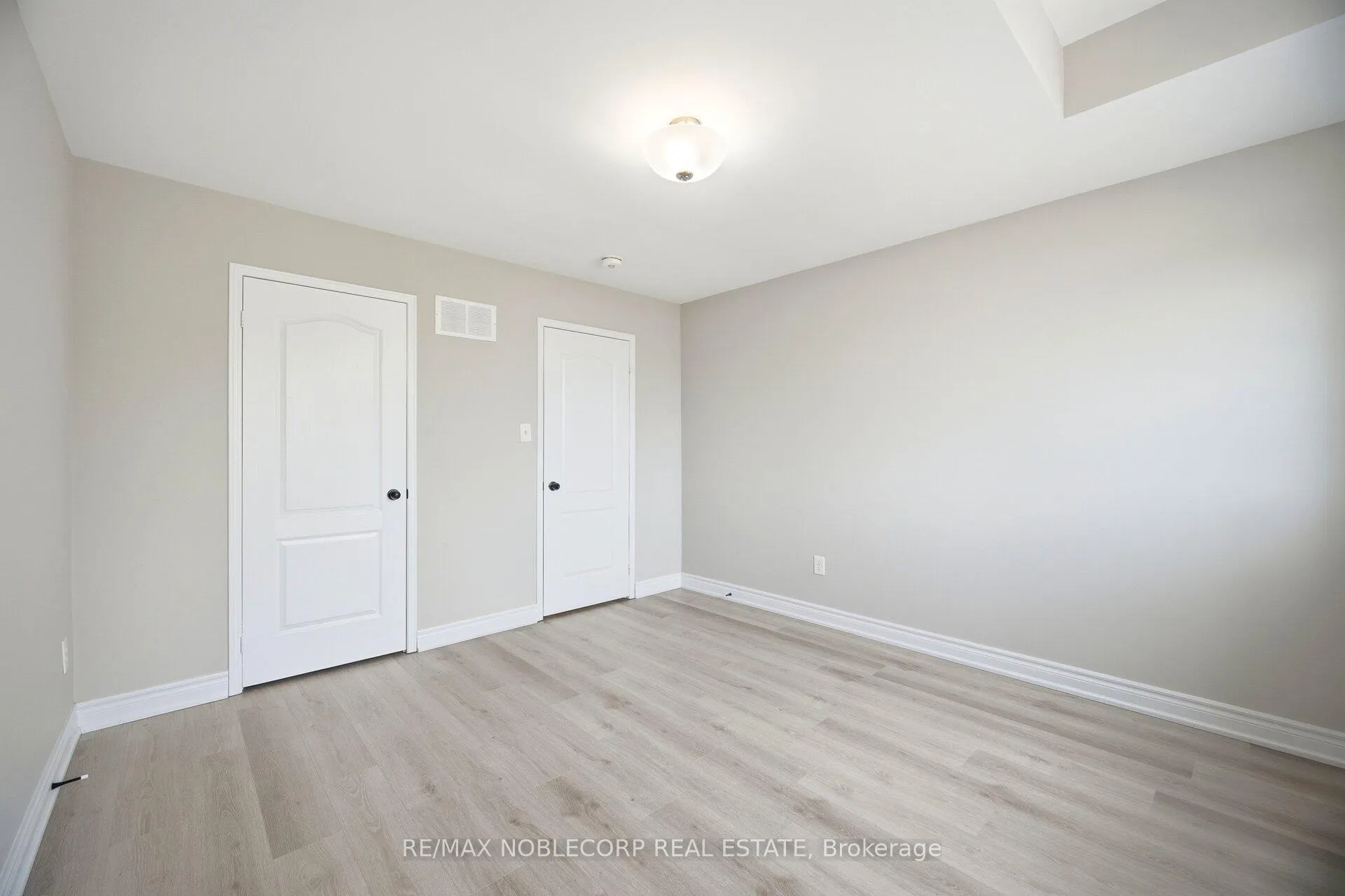 Photo 30 of Unit Upper, 22 Gold Hill Road, Brampton, Fletcher's Creek Village — HOMEH