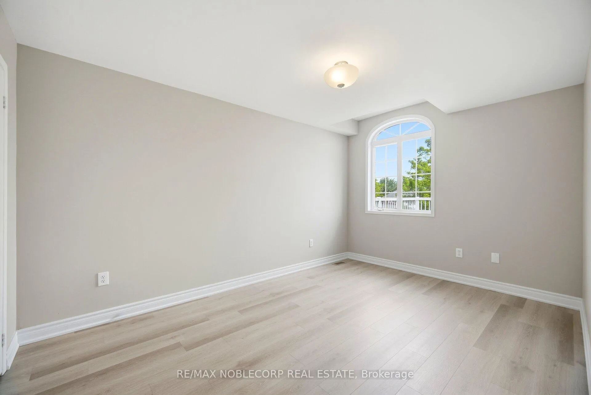 Photo 31 of Unit Upper, 22 Gold Hill Road, Brampton, Fletcher's Creek Village — HOMEH