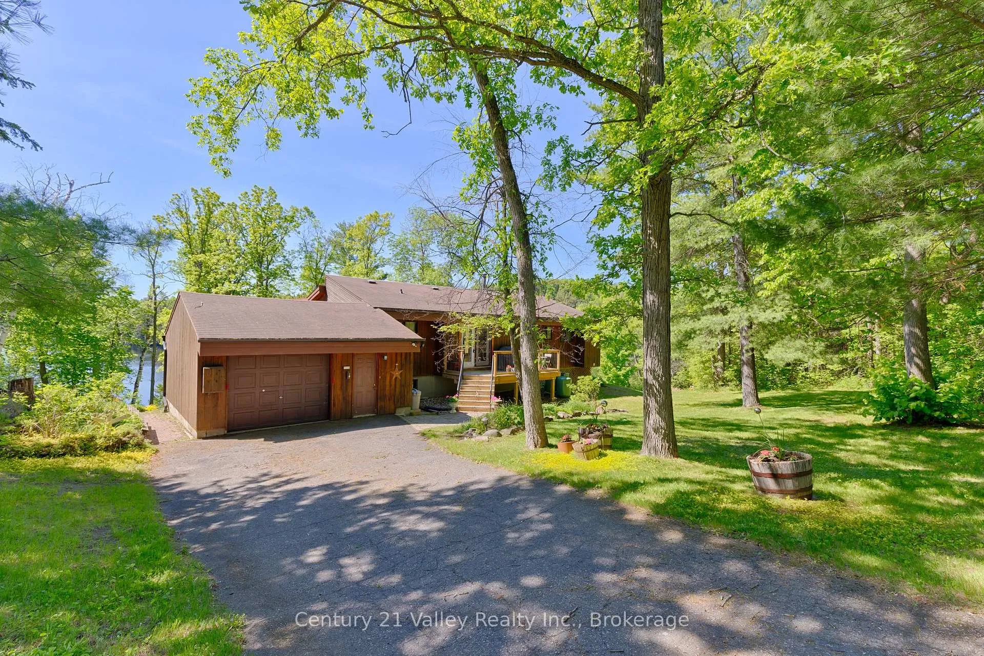 Photo 1 of 3233 Calabogie Road, Greater Madawaska — HOMEH