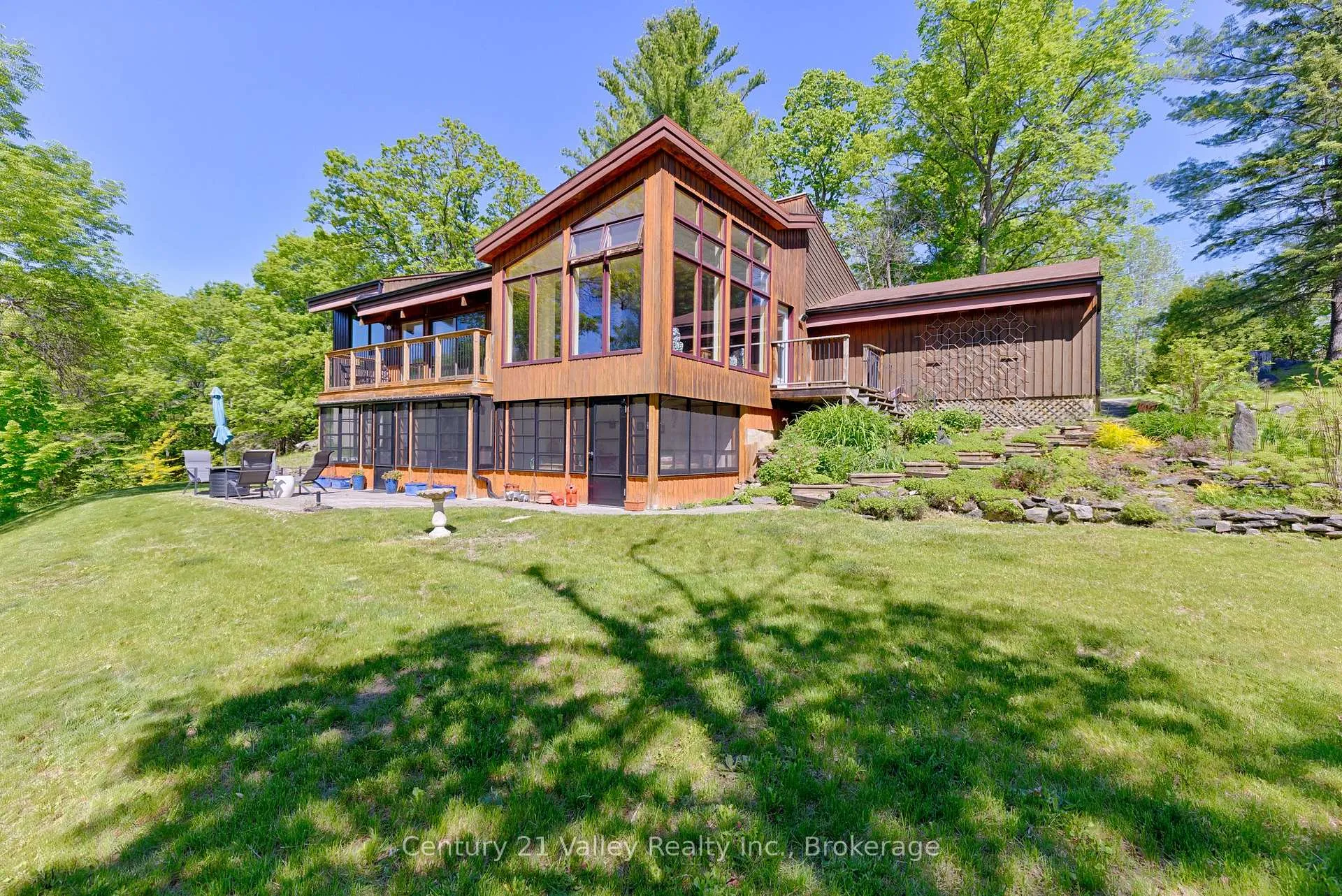 Photo 3 of 3233 Calabogie Road, Greater Madawaska — HOMEH