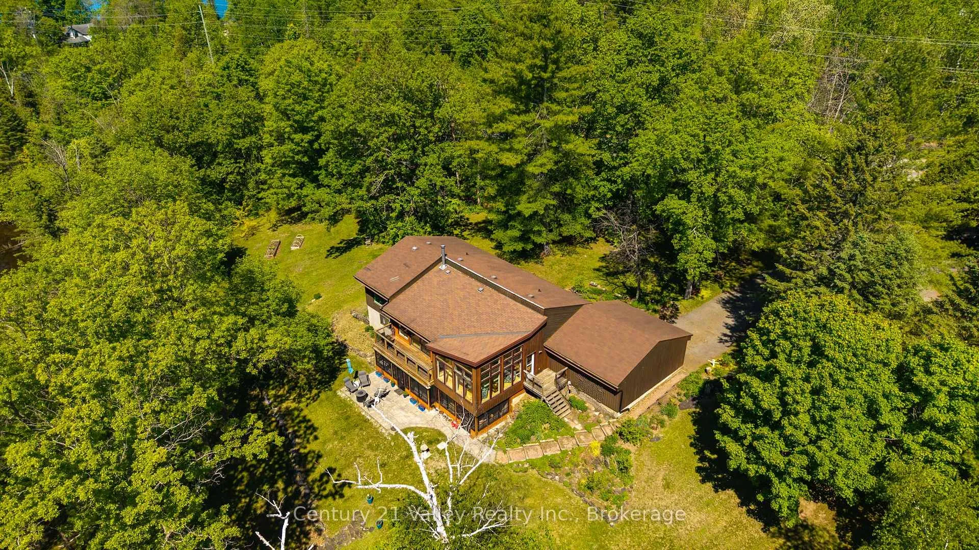 Photo 17 of 3233 Calabogie Road, Greater Madawaska — HOMEH