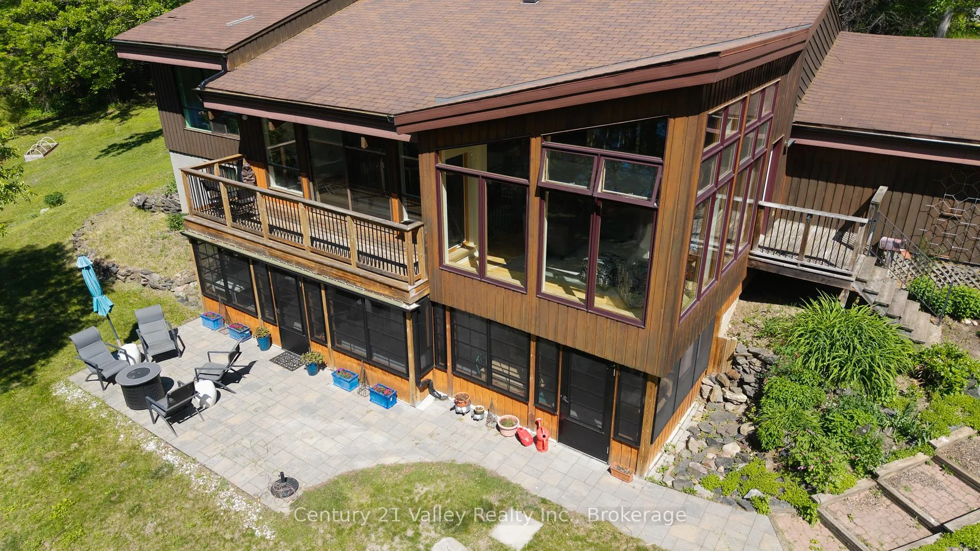 Photo 22 of 3233 Calabogie Road, Greater Madawaska — HOMEH