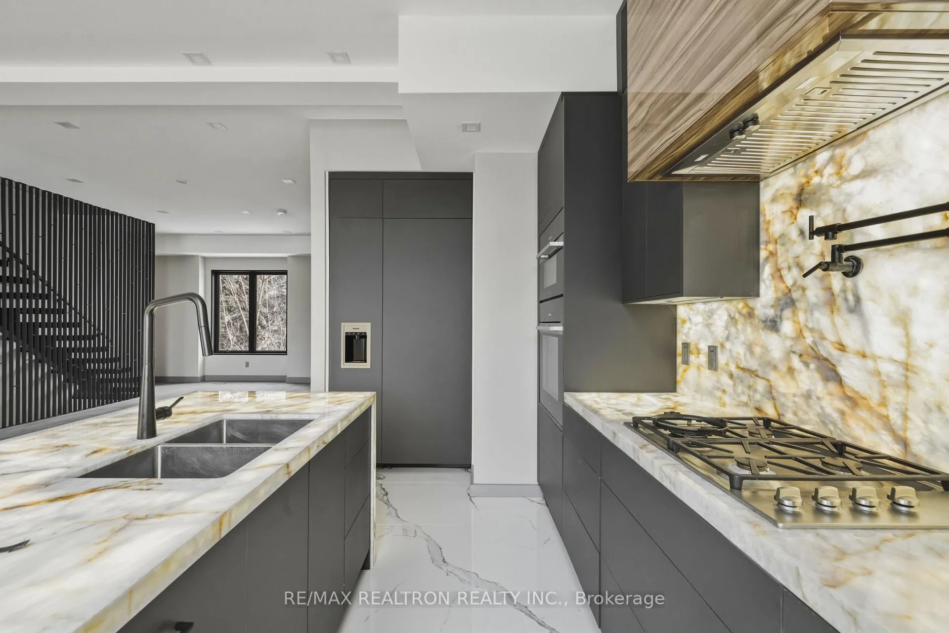 Photo 6 of 1002 Spadina Road, Toronto, Forest Hill North — HOMEH