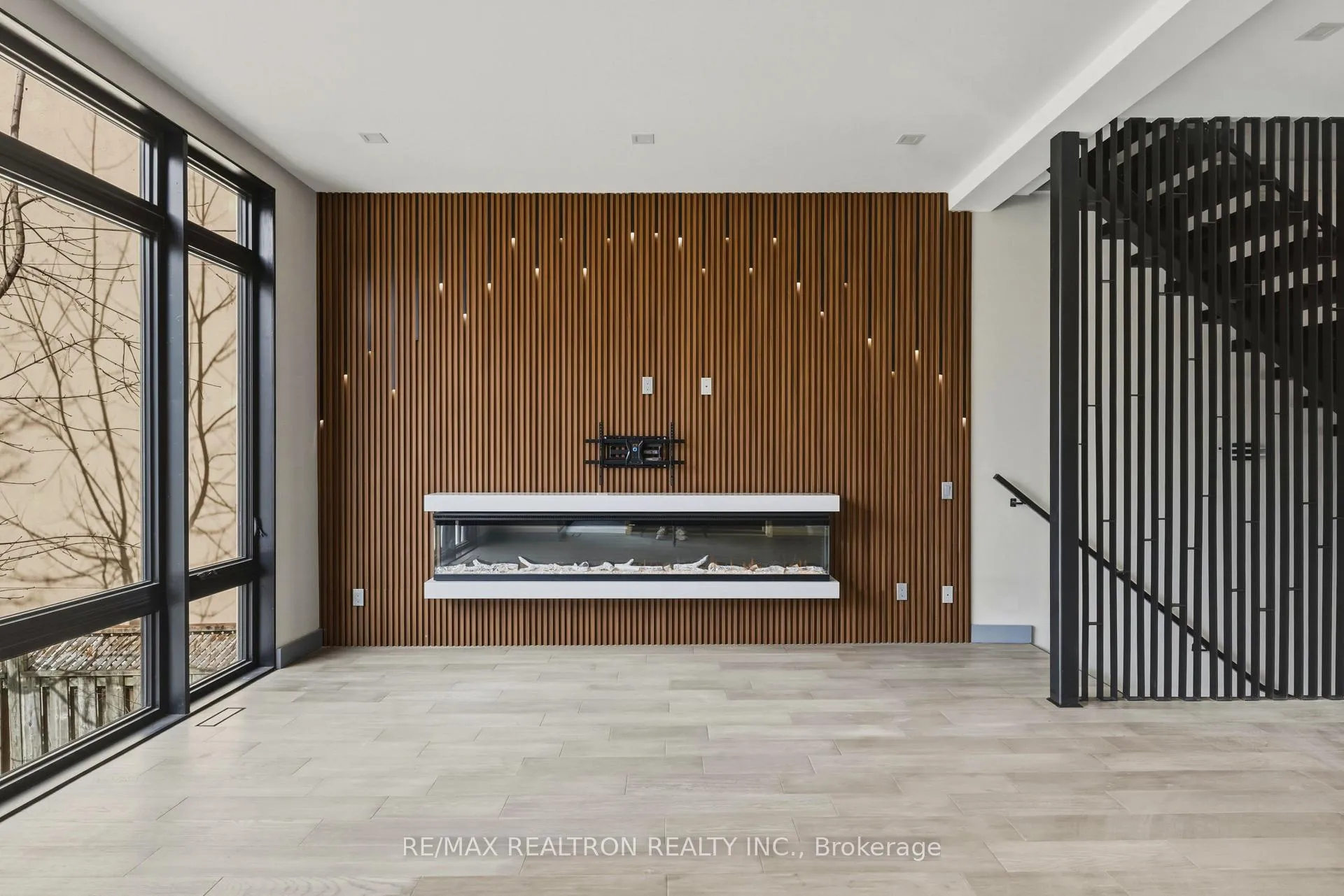 Photo 7 of 1002 Spadina Road, Toronto, Forest Hill North — HOMEH