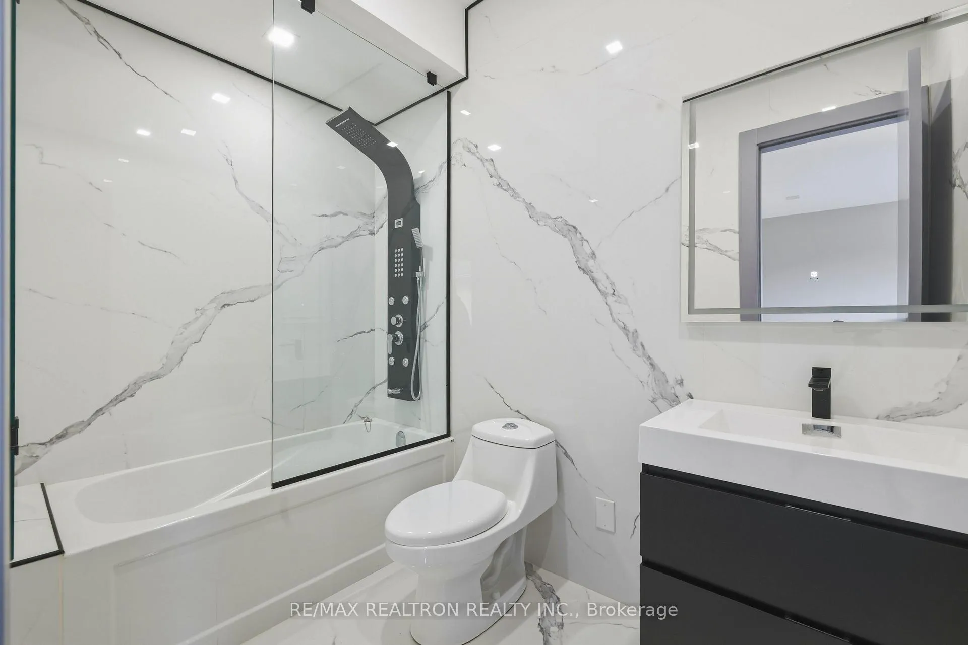 Photo 25 of 1002 Spadina Road, Toronto, Forest Hill North — HOMEH