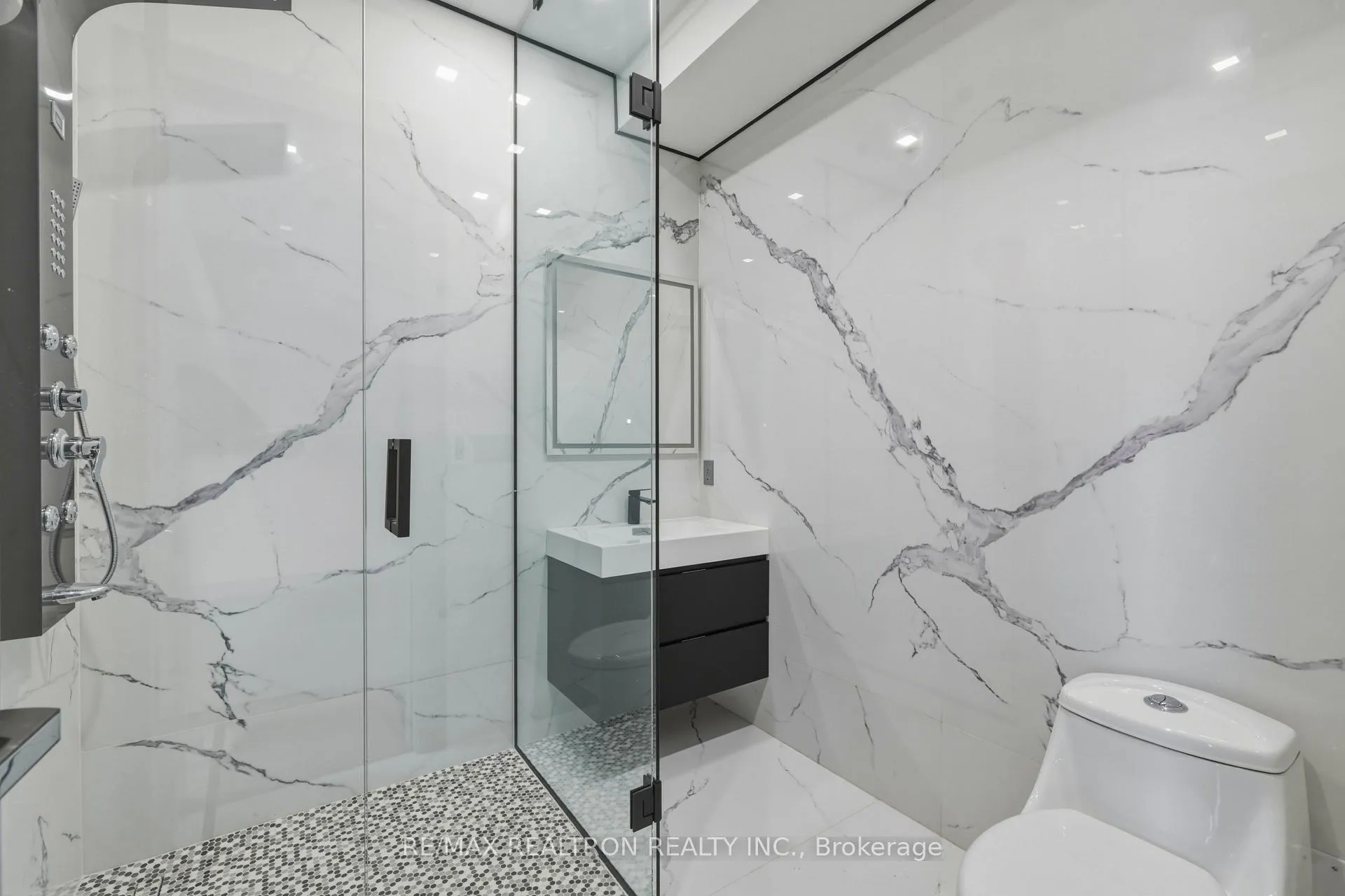 Photo 27 of 1002 Spadina Road, Toronto, Forest Hill North — HOMEH