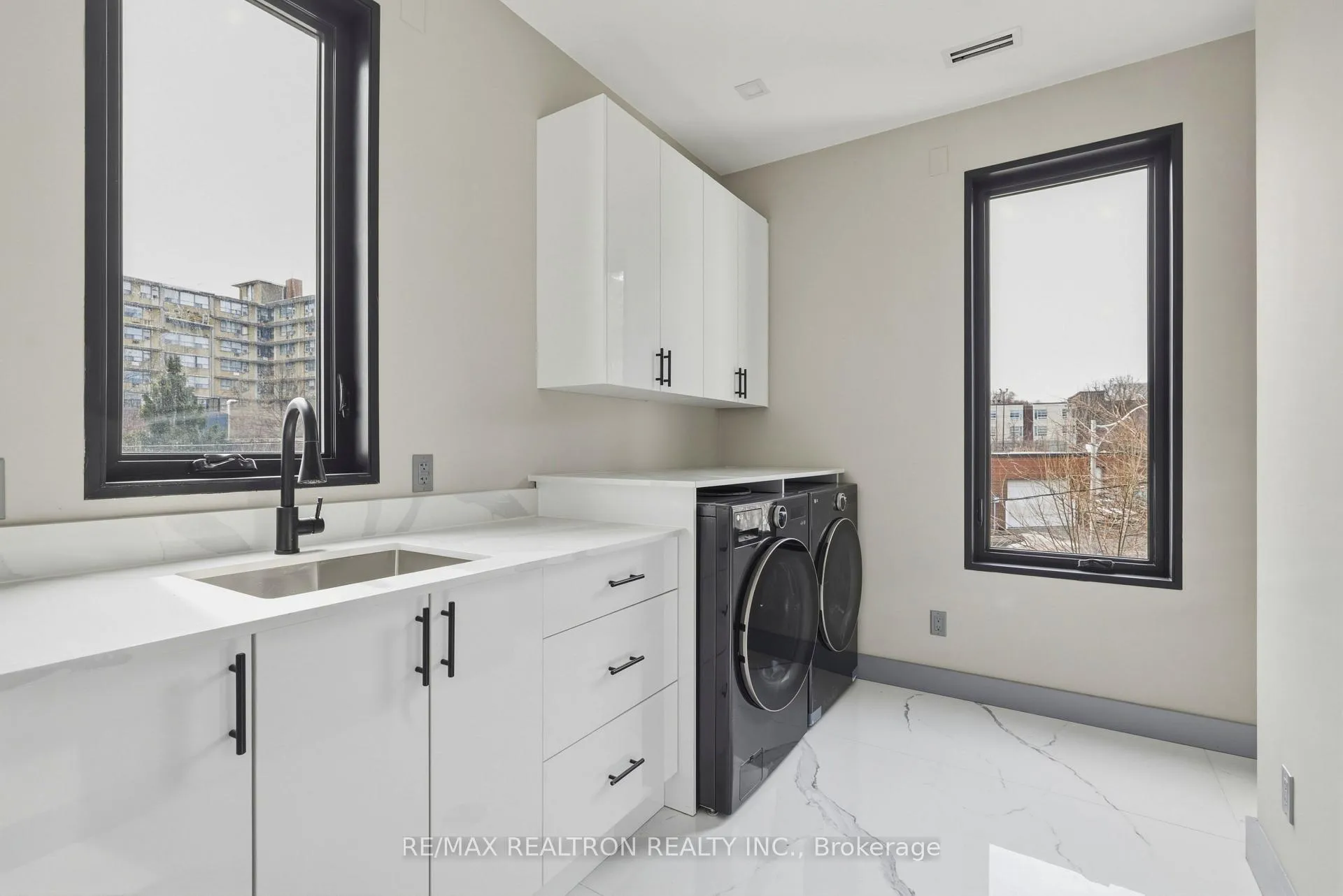 Photo 28 of 1002 Spadina Road, Toronto, Forest Hill North — HOMEH
