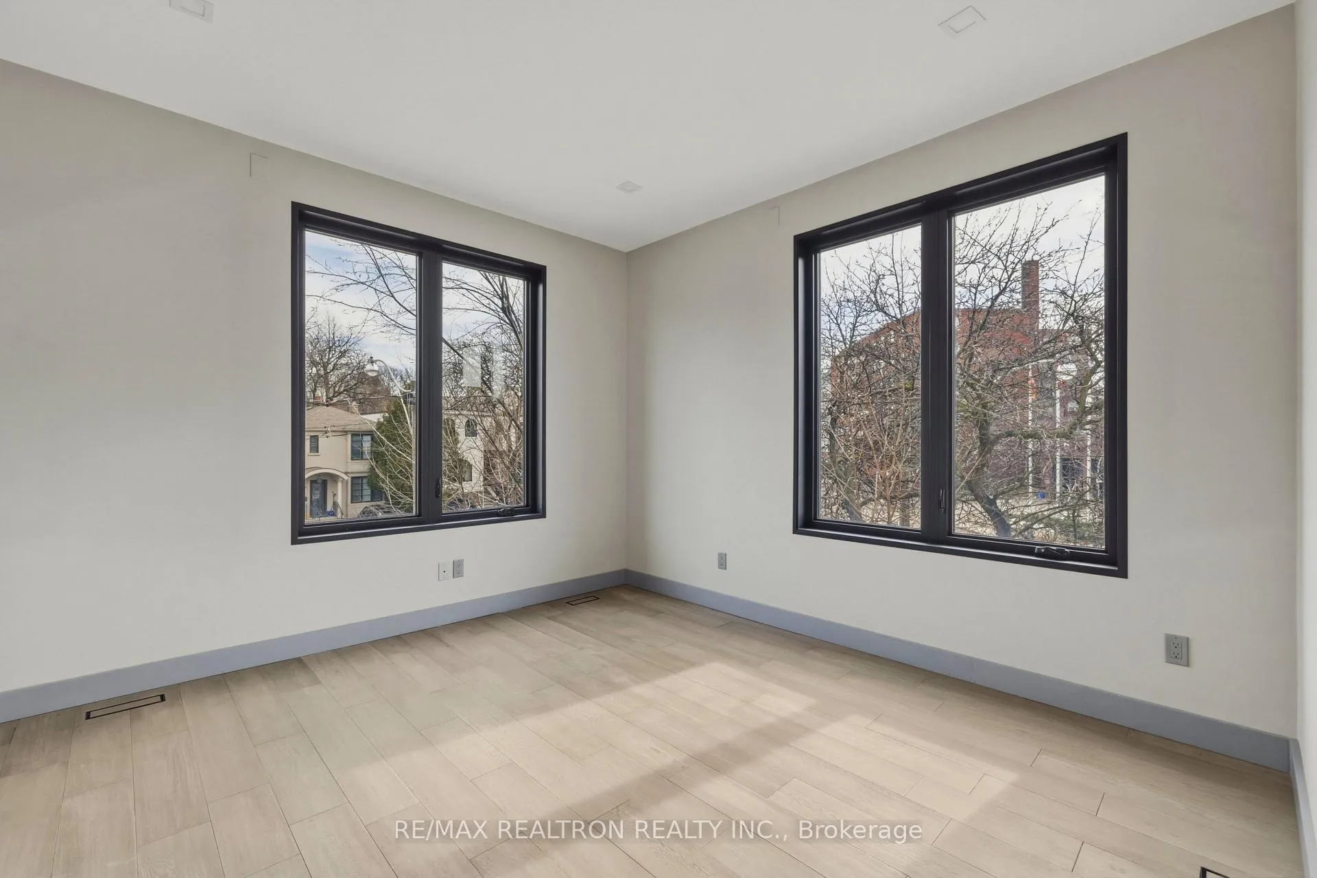 Photo 30 of 1002 Spadina Road, Toronto, Forest Hill North — HOMEH