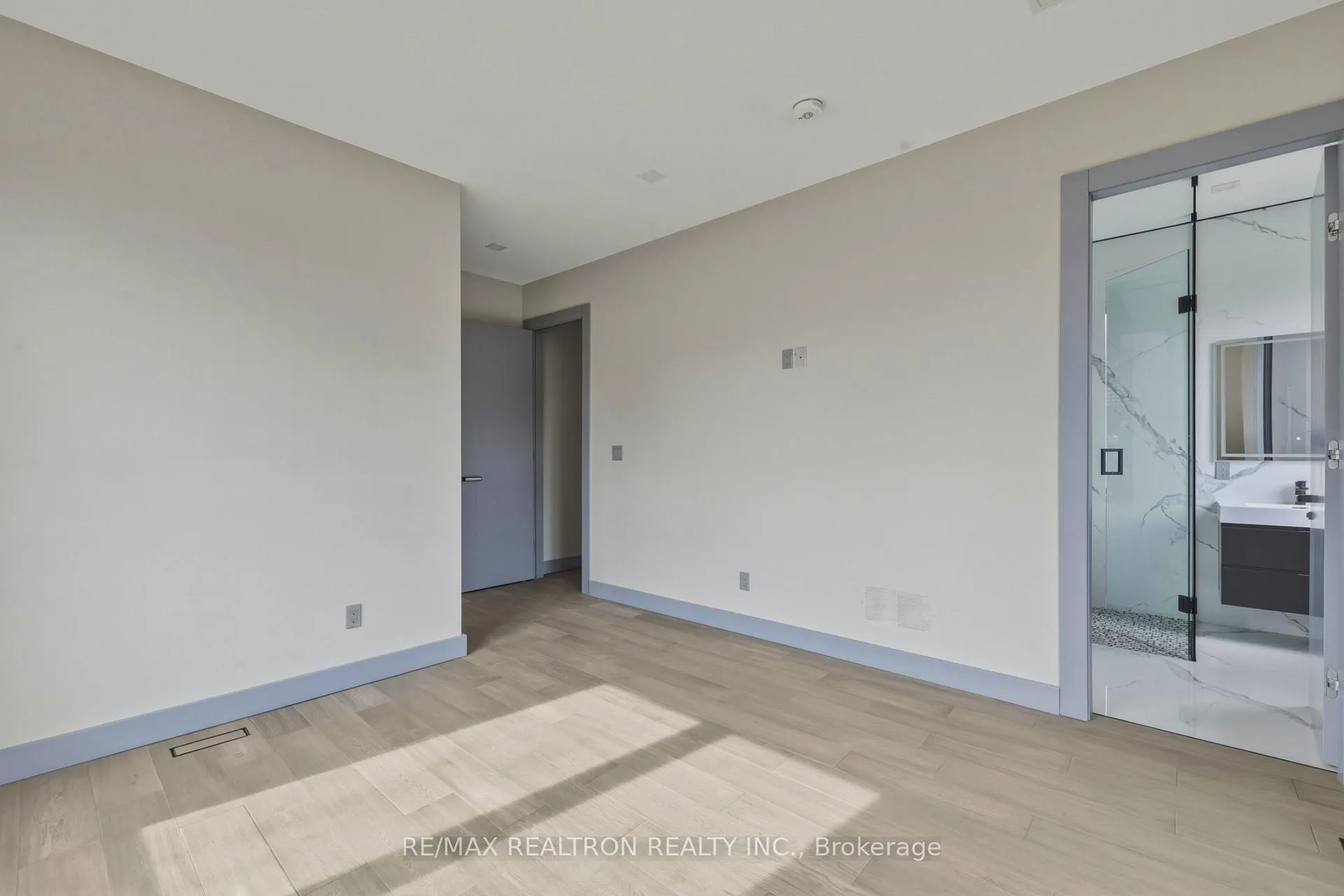 Photo 31 of 1002 Spadina Road, Toronto, Forest Hill North — HOMEH