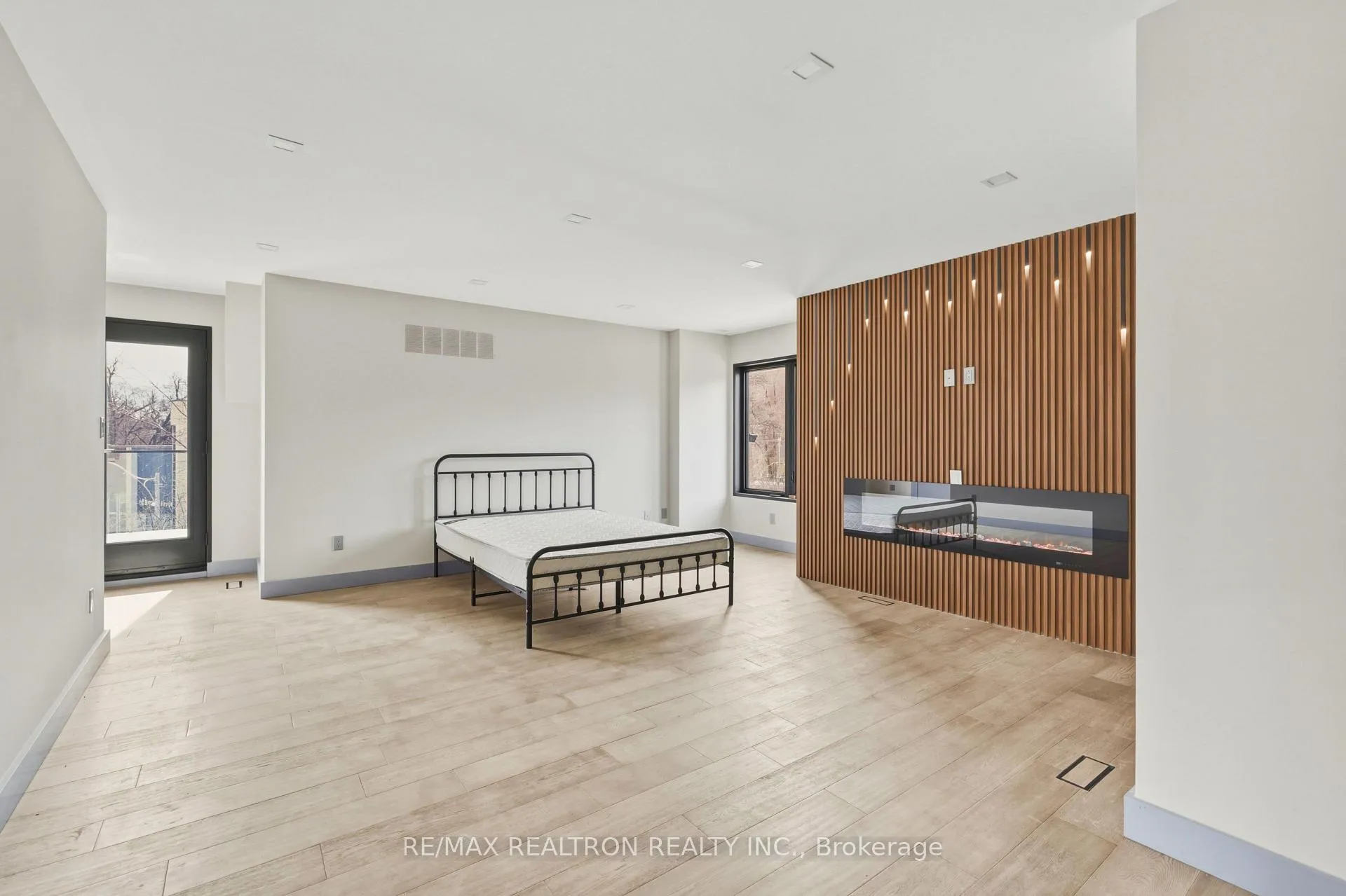 Photo 34 of 1002 Spadina Road, Toronto, Forest Hill North — HOMEH