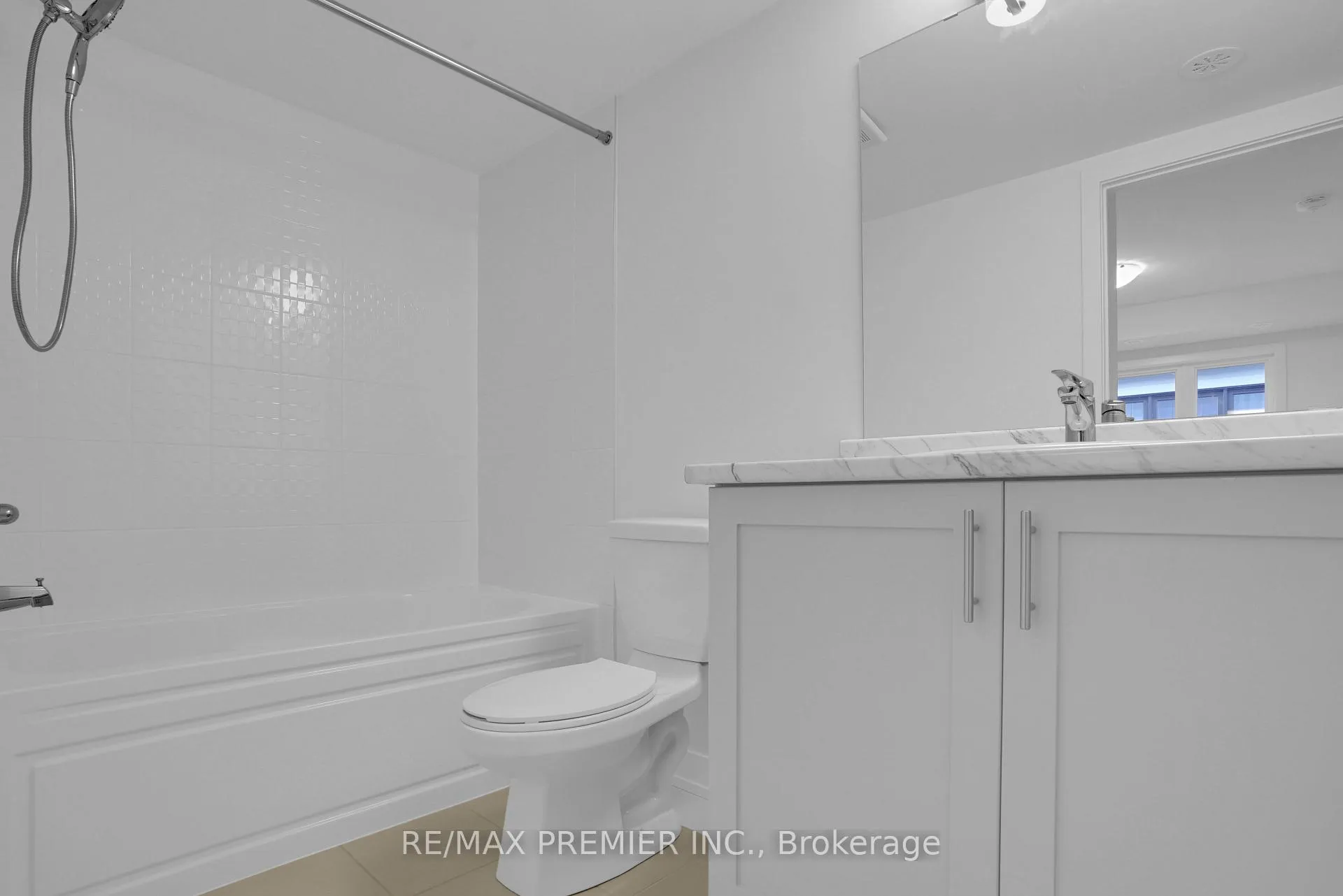 Photo 35 of 23 Gilbert Wright Avenue, Markham, Angus Glen — HOMEH