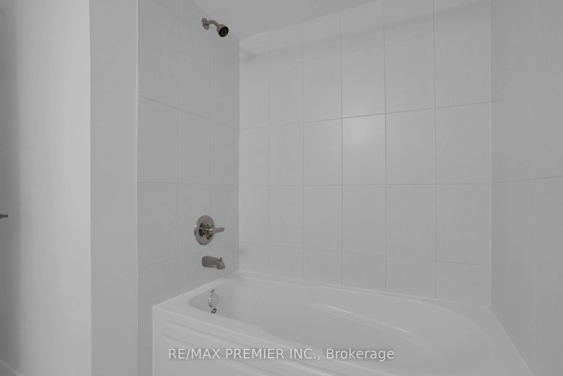 Photo 37 of 23 Gilbert Wright Avenue, Markham, Angus Glen — HOMEH