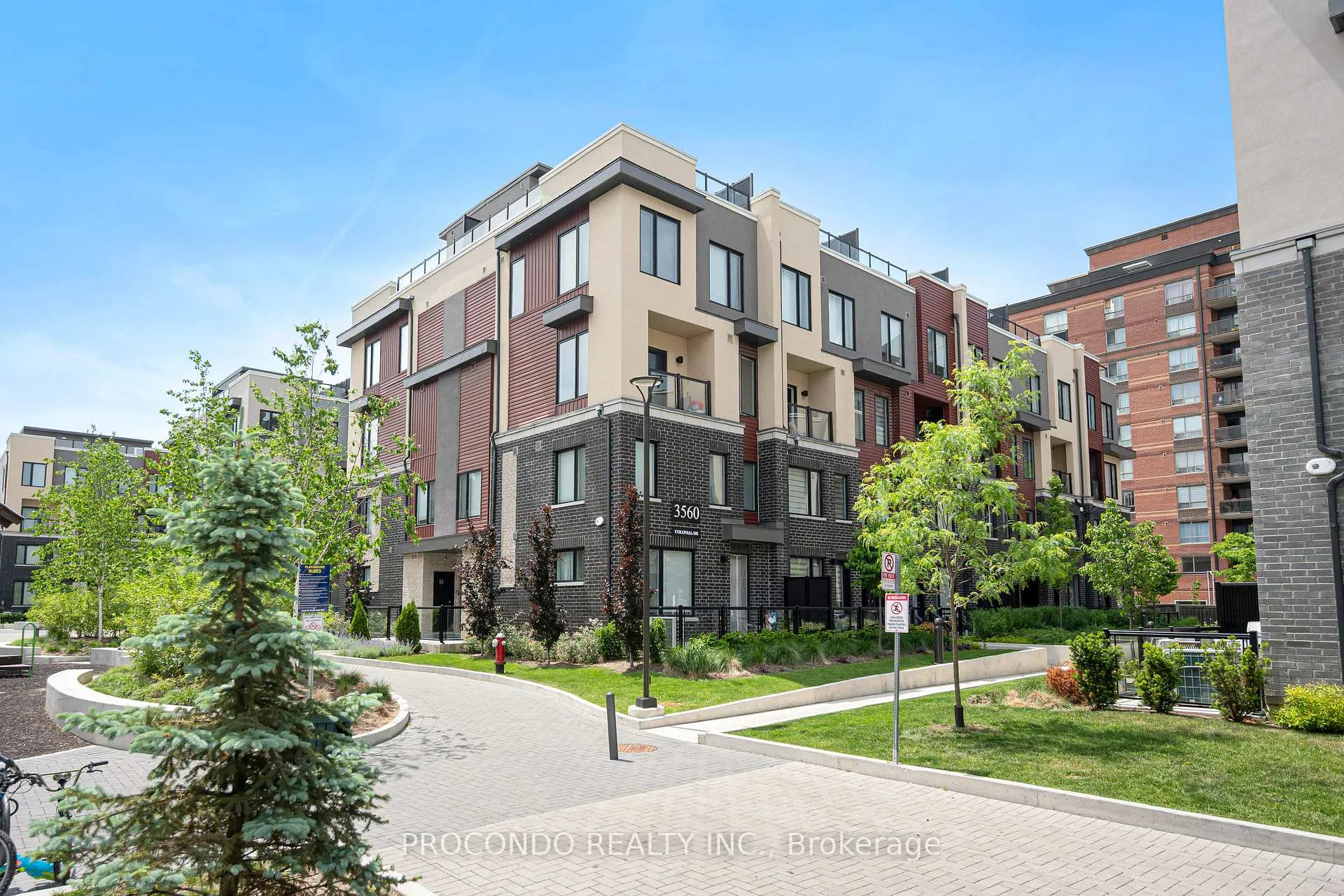 Photo 1 of Unit Unit 3, 3560 Colonial Drive, Mississauga, Erin Mills — HOMEH