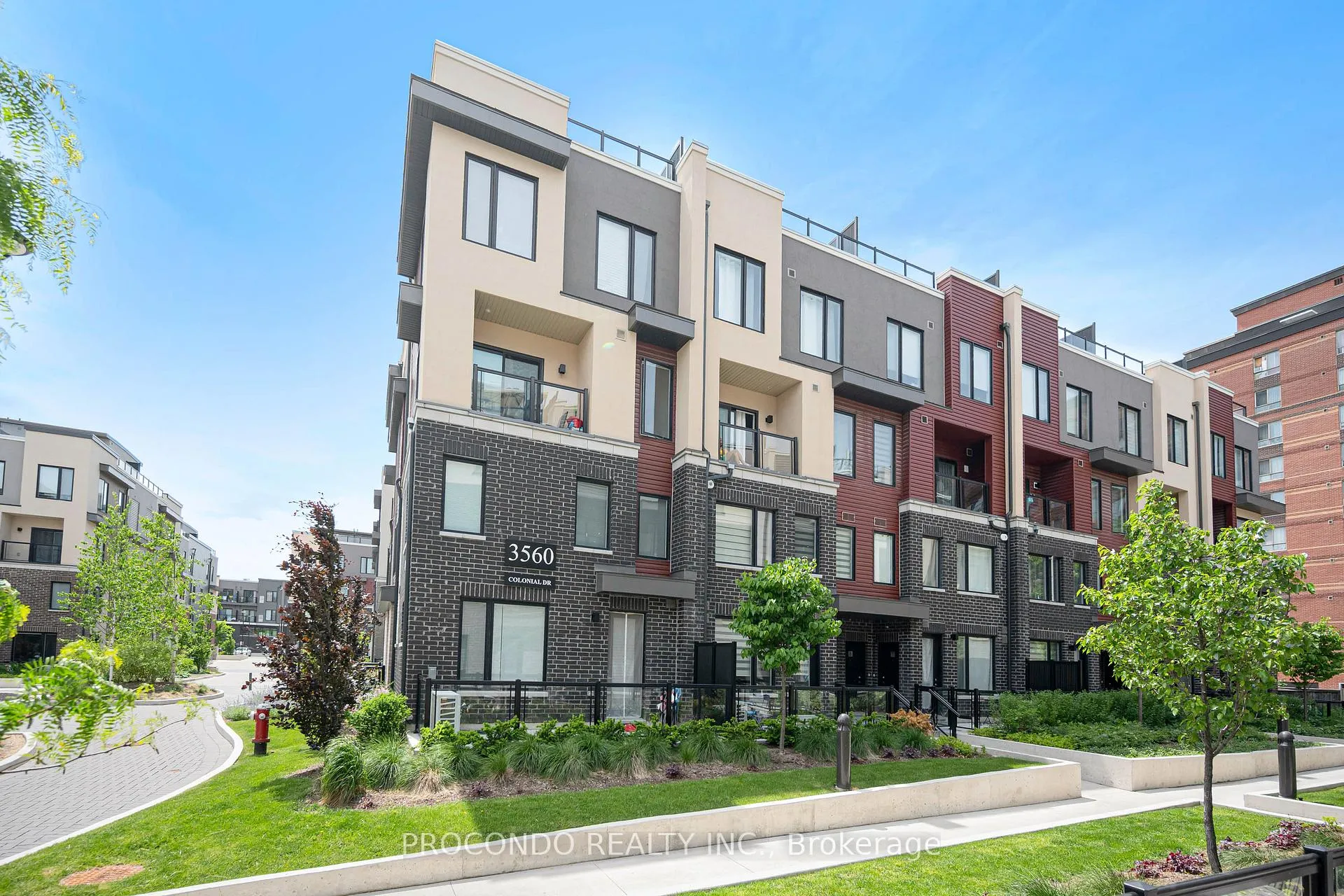 Photo 2 of Unit Unit 3, 3560 Colonial Drive, Mississauga, Erin Mills — HOMEH