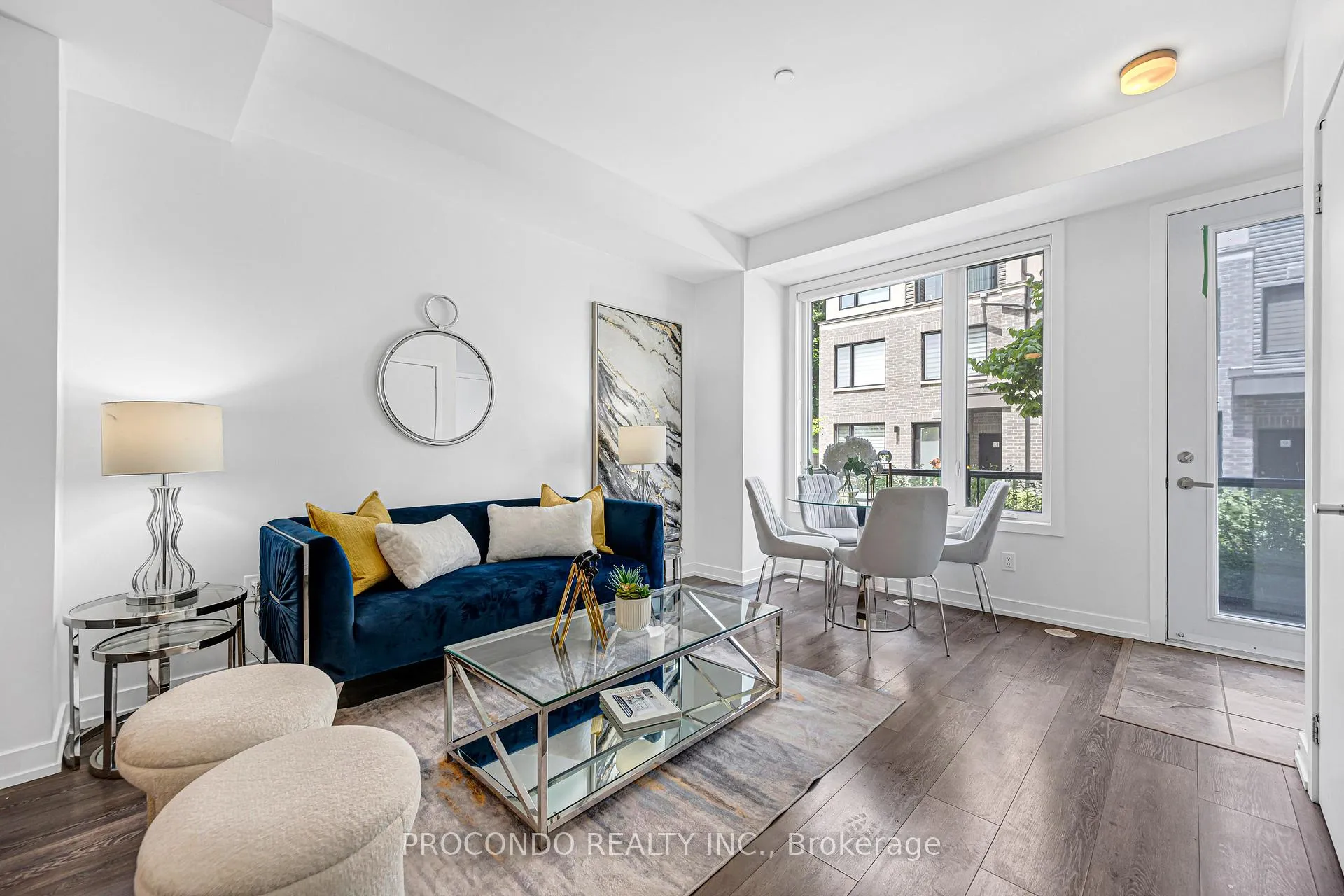 Photo 9 of Unit Unit 3, 3560 Colonial Drive, Mississauga, Erin Mills — HOMEH