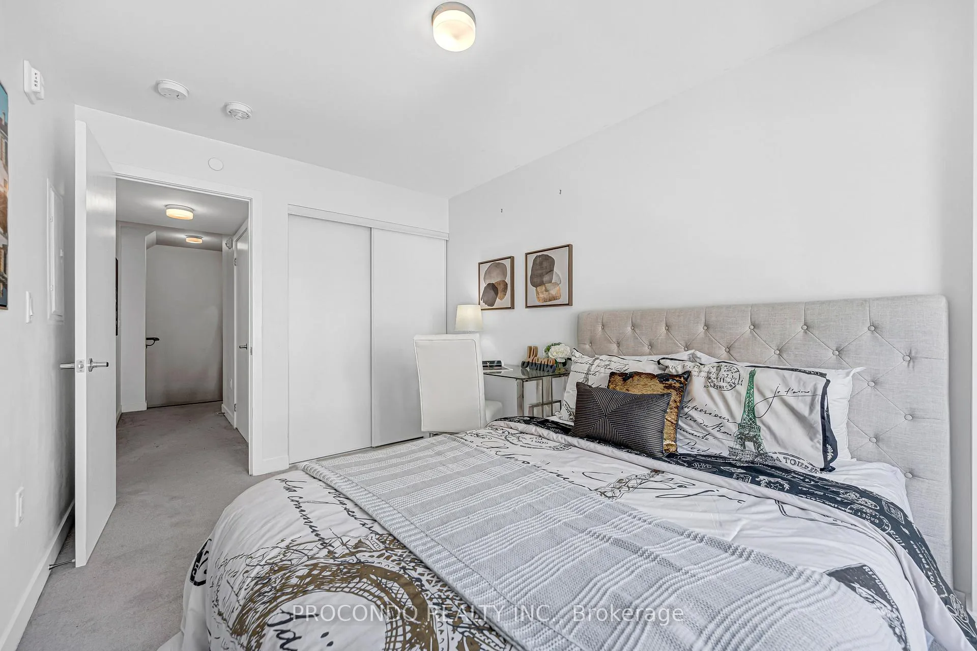 Photo 26 of Unit Unit 3, 3560 Colonial Drive, Mississauga, Erin Mills — HOMEH