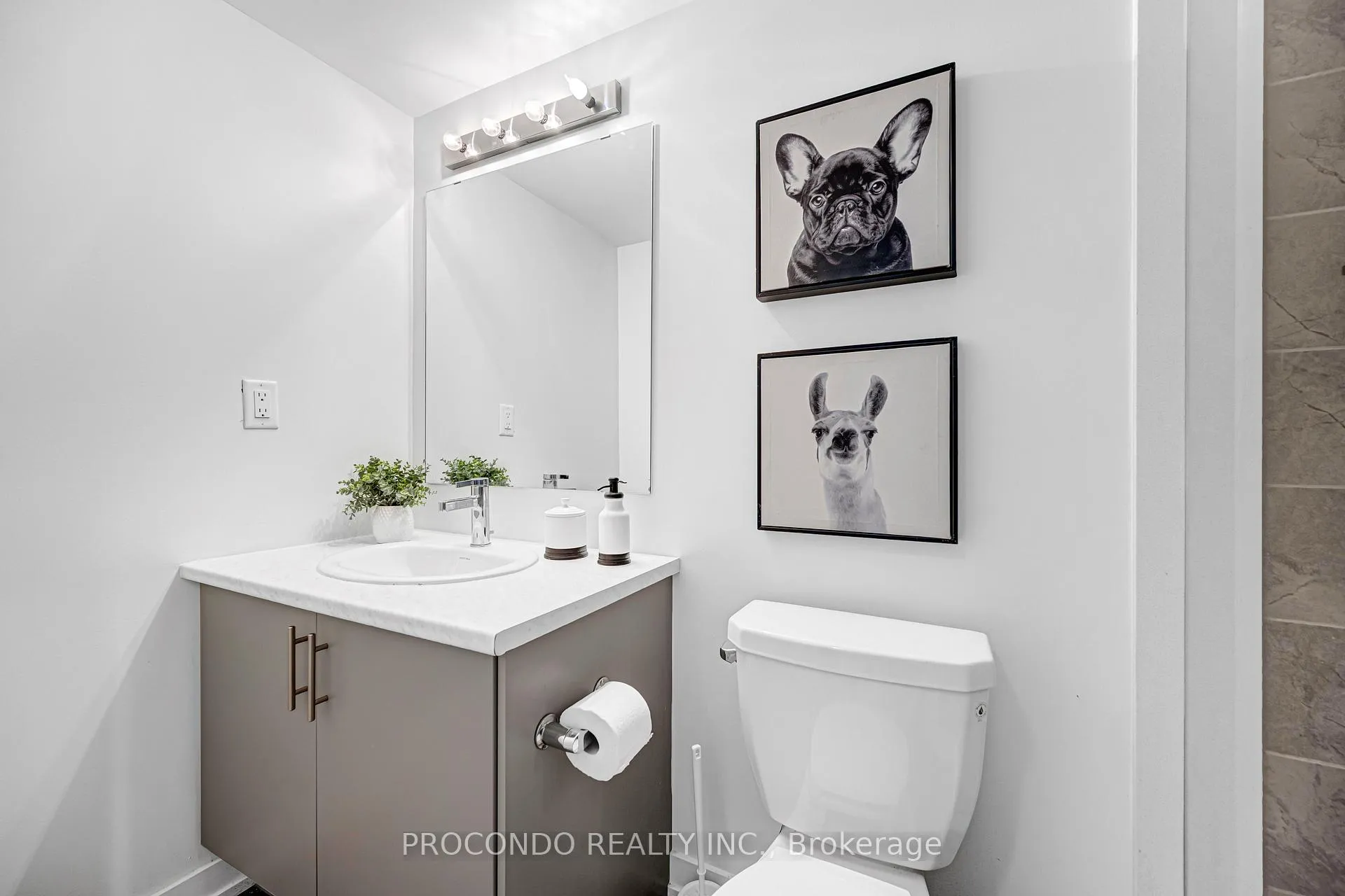 Photo 27 of Unit Unit 3, 3560 Colonial Drive, Mississauga, Erin Mills — HOMEH