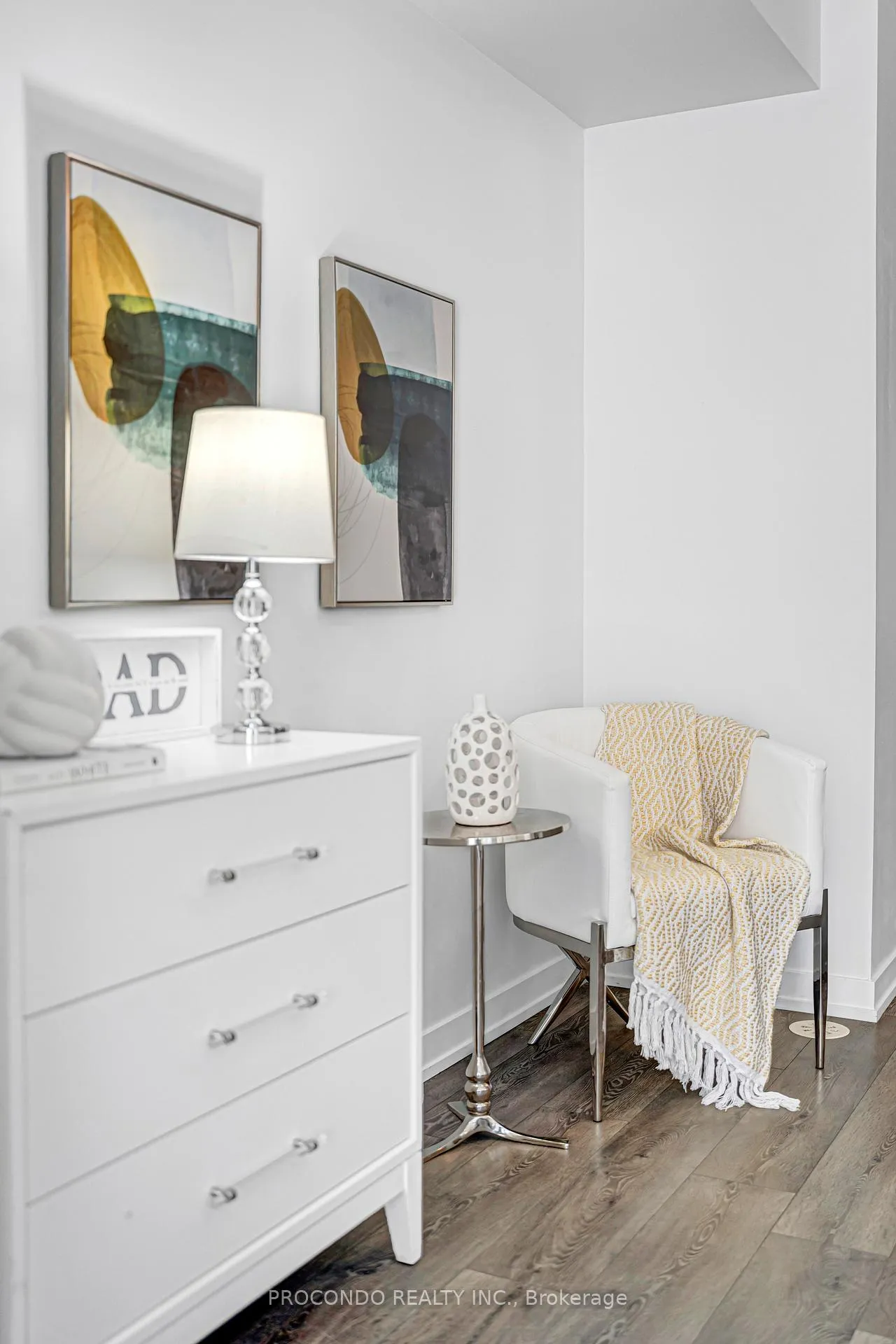 Photo 37 of Unit Unit 3, 3560 Colonial Drive, Mississauga, Erin Mills — HOMEH