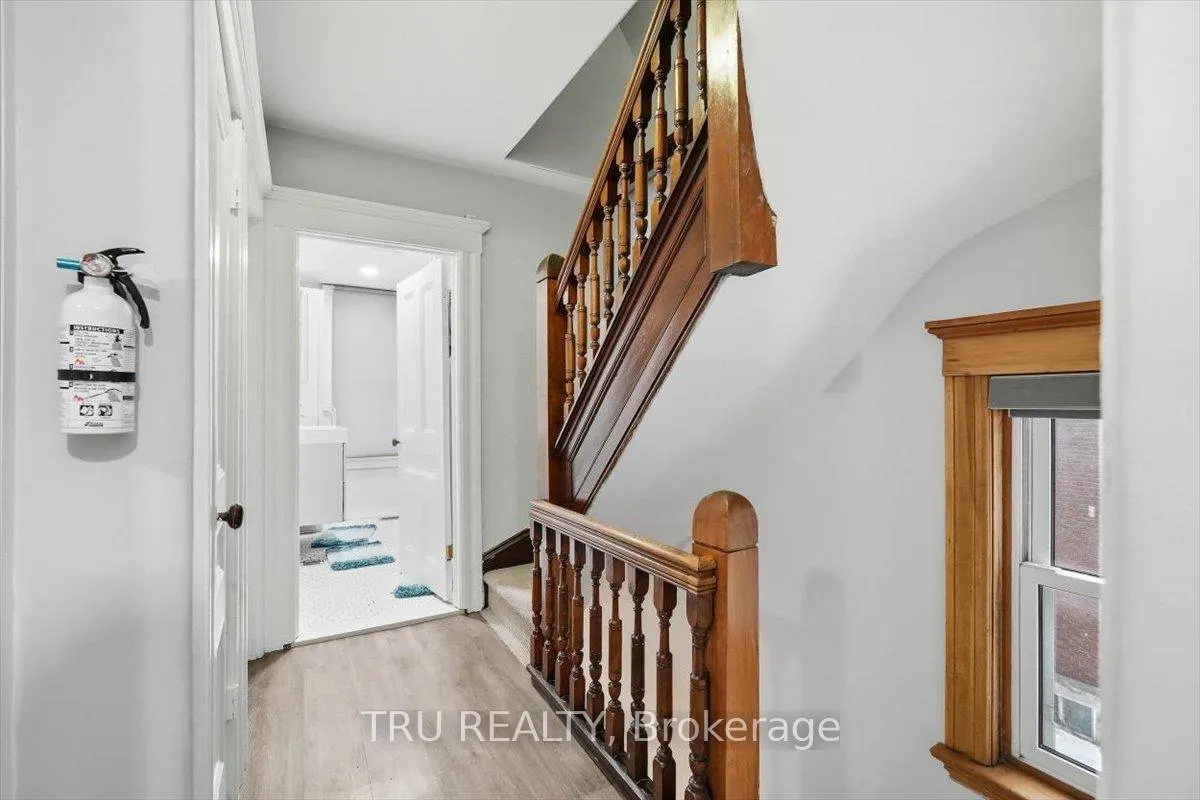 Photo 9 of 355 Cambridge Street N, Ottawa, West Centre Town — HOMEH