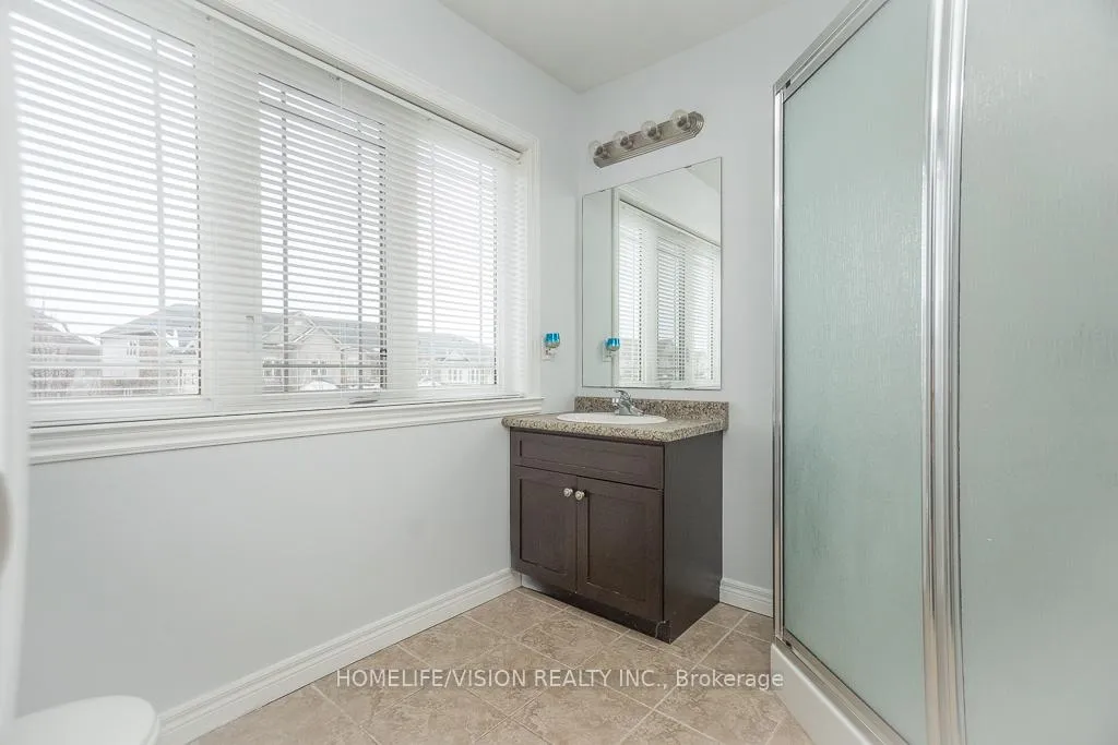 Photo 8 of Unit Upper Level, 98 Highgate Drive, Hamilton, Stoney Creek Mountain — HOMEH