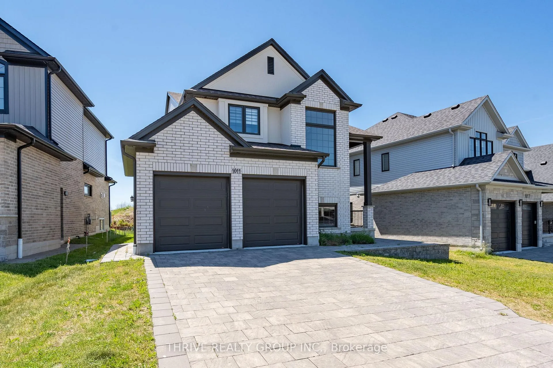 Photo 3 of 1011 Riverbend Road, London, South A — HOMEH