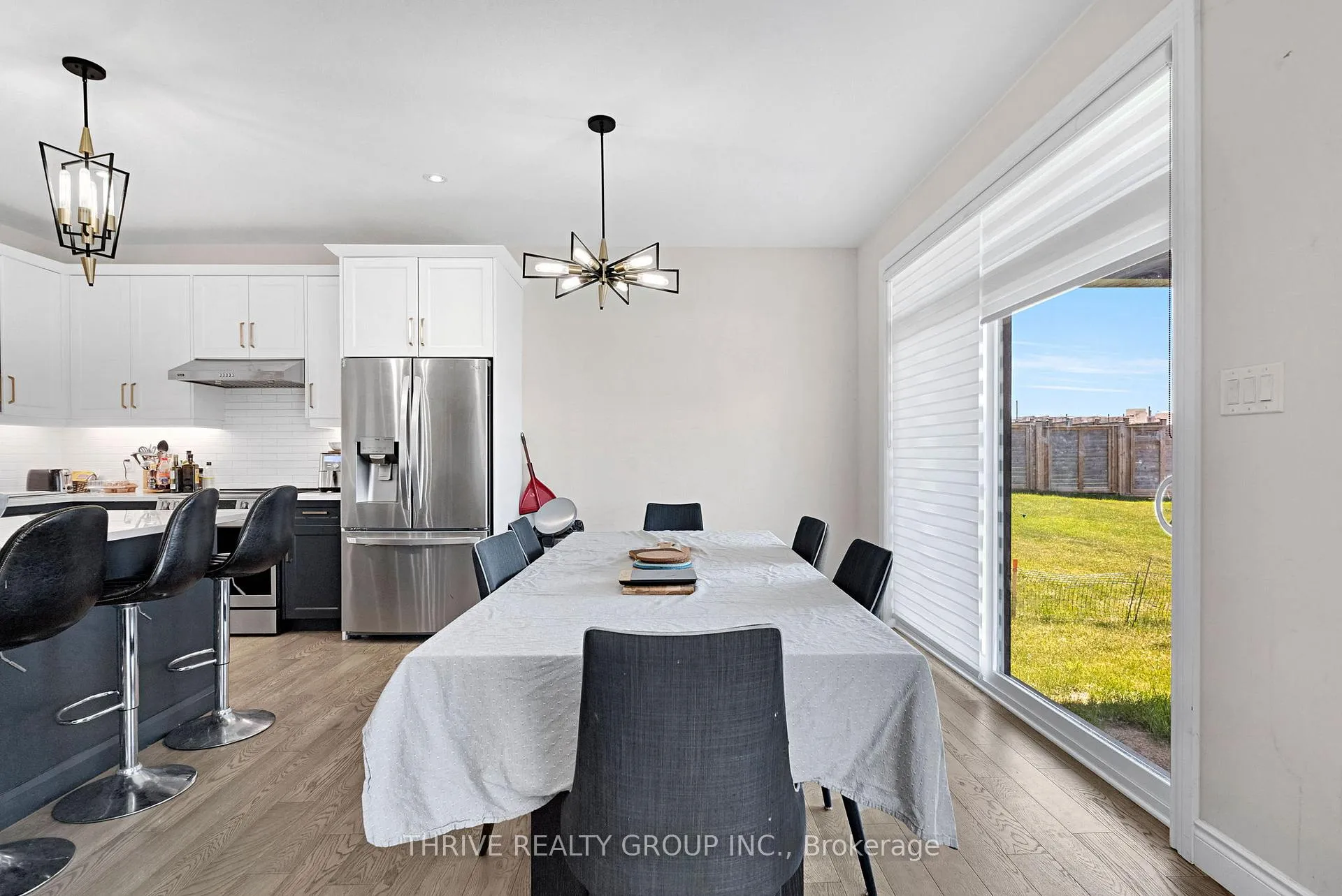 Photo 9 of 1011 Riverbend Road, London, South A — HOMEH