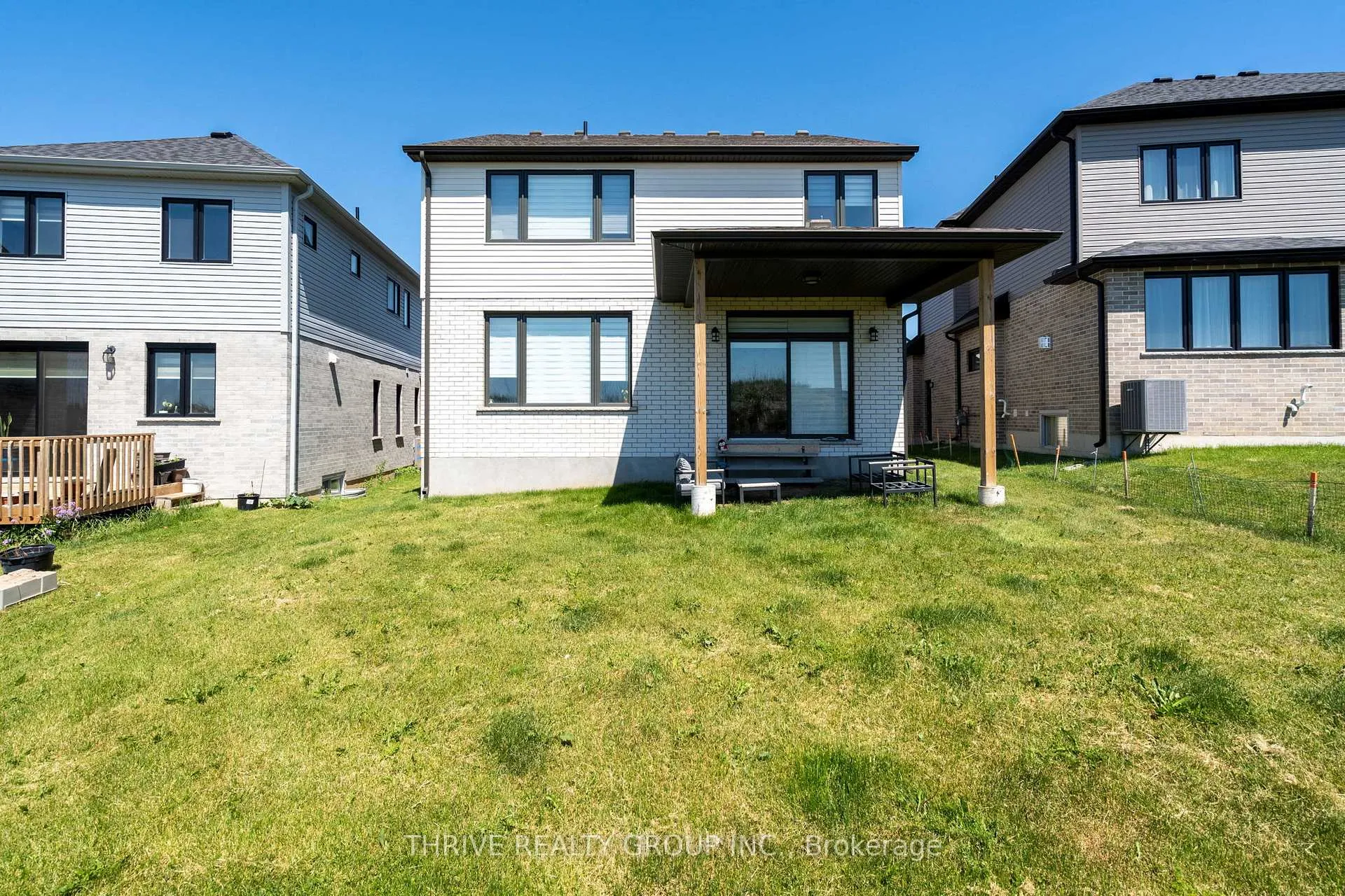 Photo 21 of 1011 Riverbend Road, London, South A — HOMEH