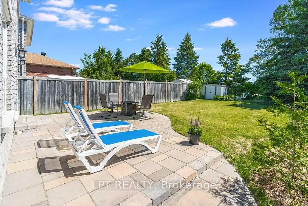 Photo 16 of 35 Clute Crescent, Barrie, Holly — HOMEH