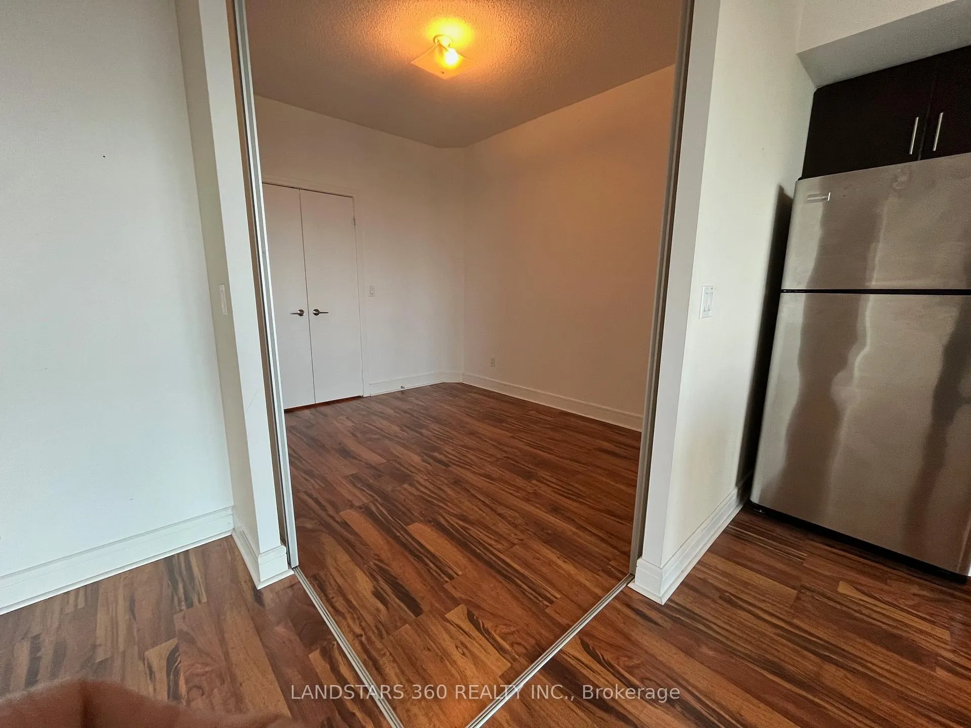 Photo 9 of Unit 1020, 35 Brian Peck Crescent, Toronto, Thorncliffe Park — HOMEH