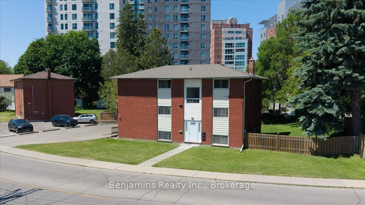 Photo 1 of 119 Regina Street N, Waterloo, Beechwood/University — HOMEH