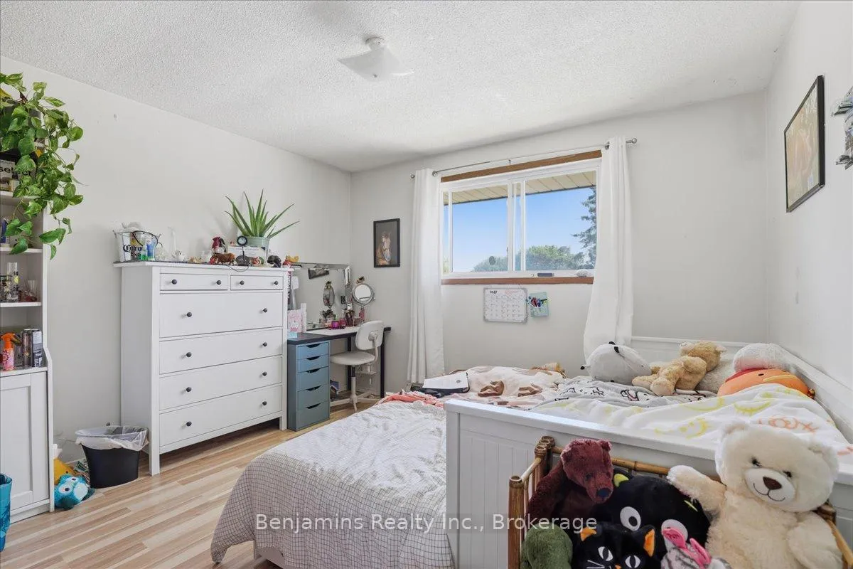 Photo 34 of 119 Regina Street N, Waterloo, Beechwood/University — HOMEH