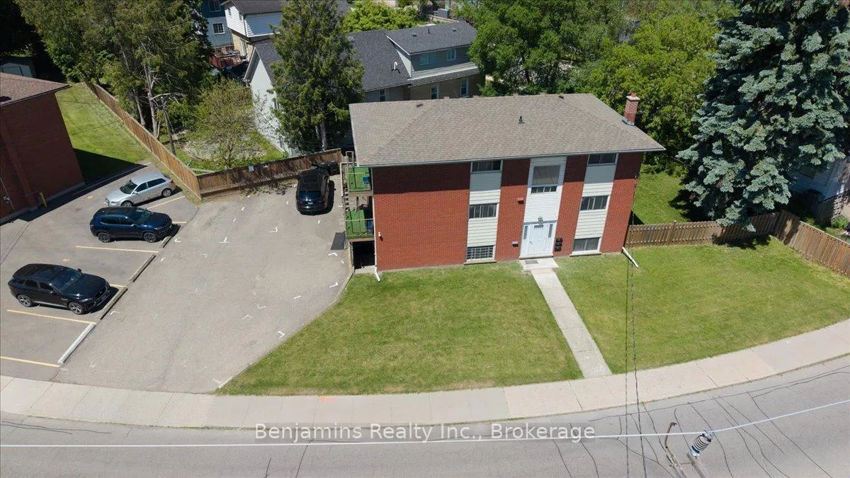 Photo 44 of 119 Regina Street N, Waterloo, Beechwood/University — HOMEH