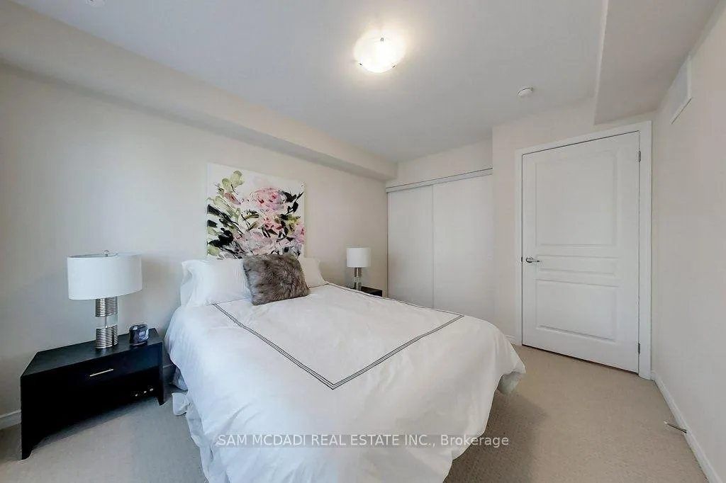 Photo 20 of Unit 33, 22 Applewood Lane, Etobicoke, Etobicoke West Mall — HOMEH