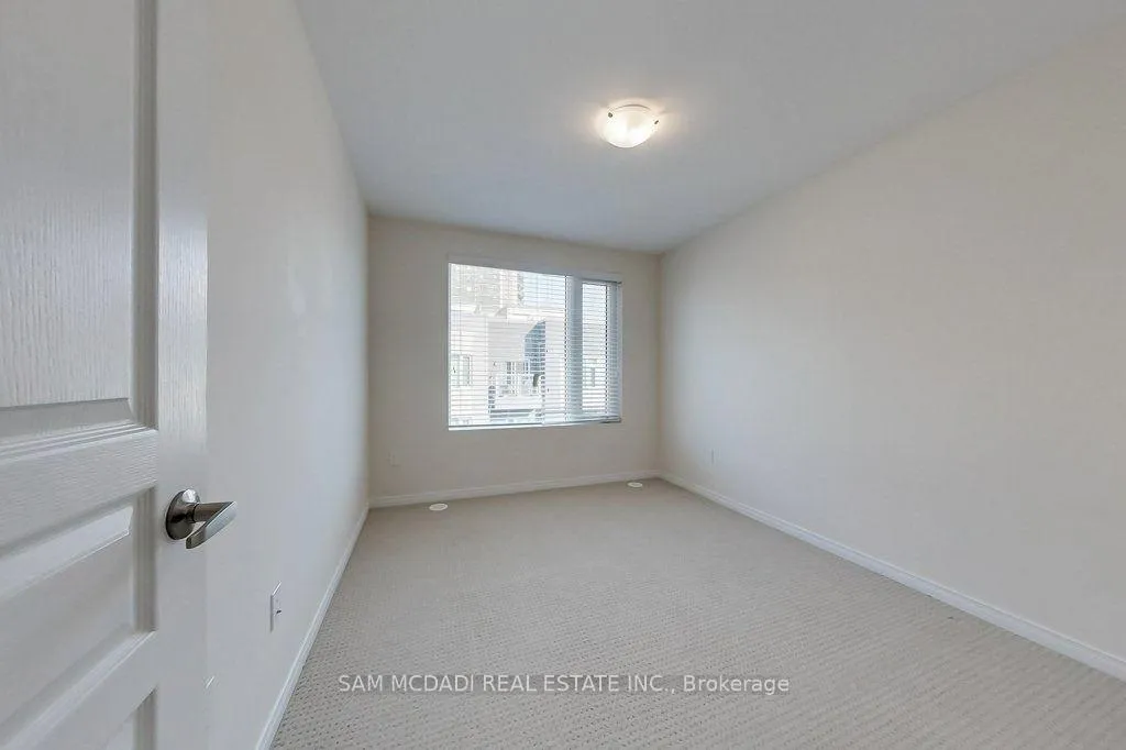 Photo 24 of Unit 33, 22 Applewood Lane, Etobicoke, Etobicoke West Mall — HOMEH