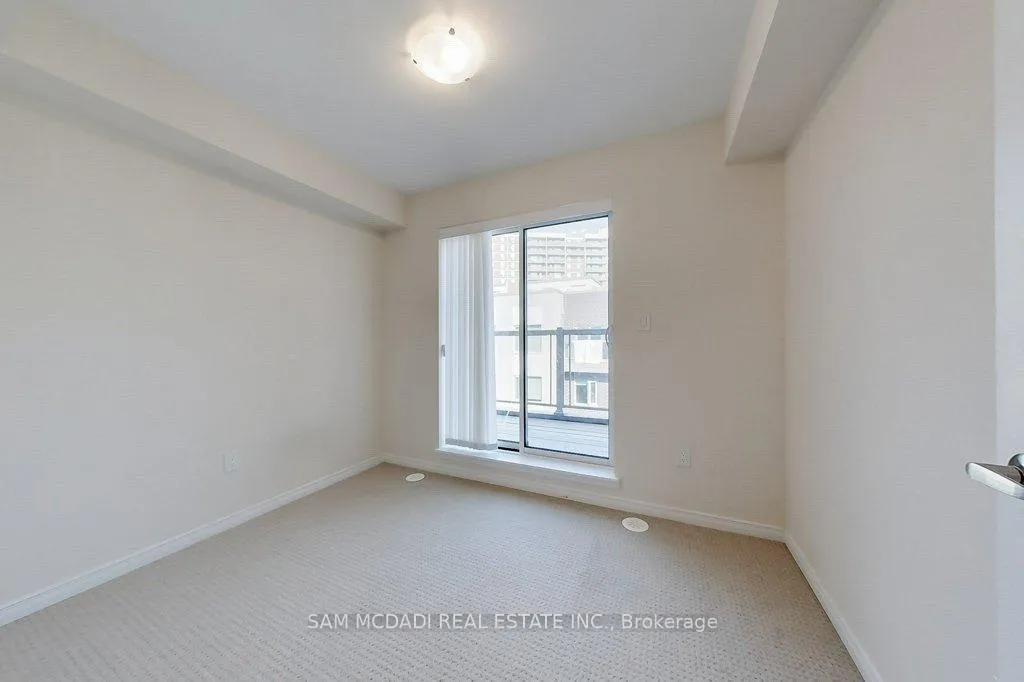 Photo 26 of Unit 33, 22 Applewood Lane, Etobicoke, Etobicoke West Mall — HOMEH