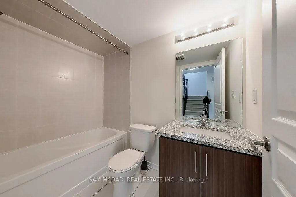Photo 28 of Unit 33, 22 Applewood Lane, Etobicoke, Etobicoke West Mall — HOMEH